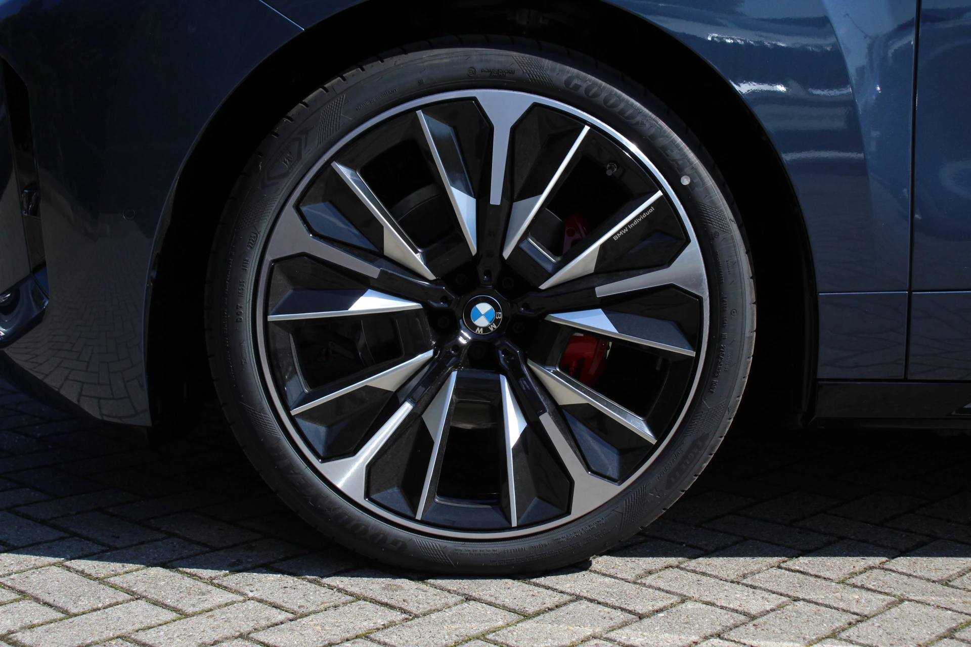 Hoofdafbeelding BMW iX