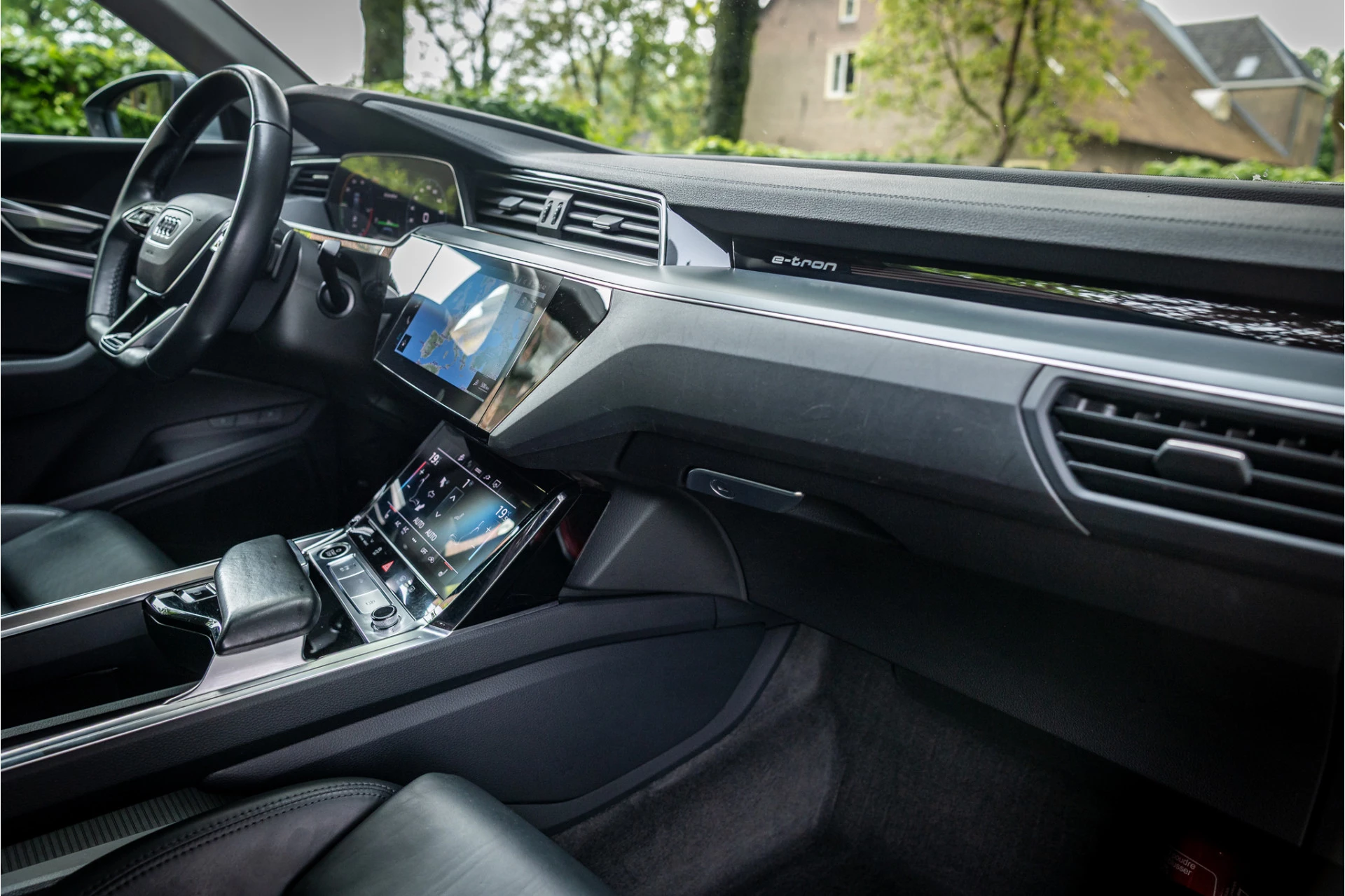 Hoofdafbeelding Audi e-tron