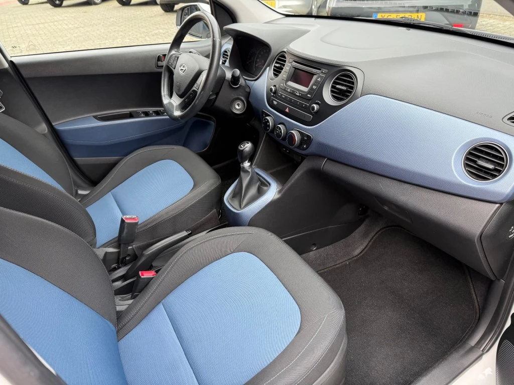 Hoofdafbeelding Hyundai i10