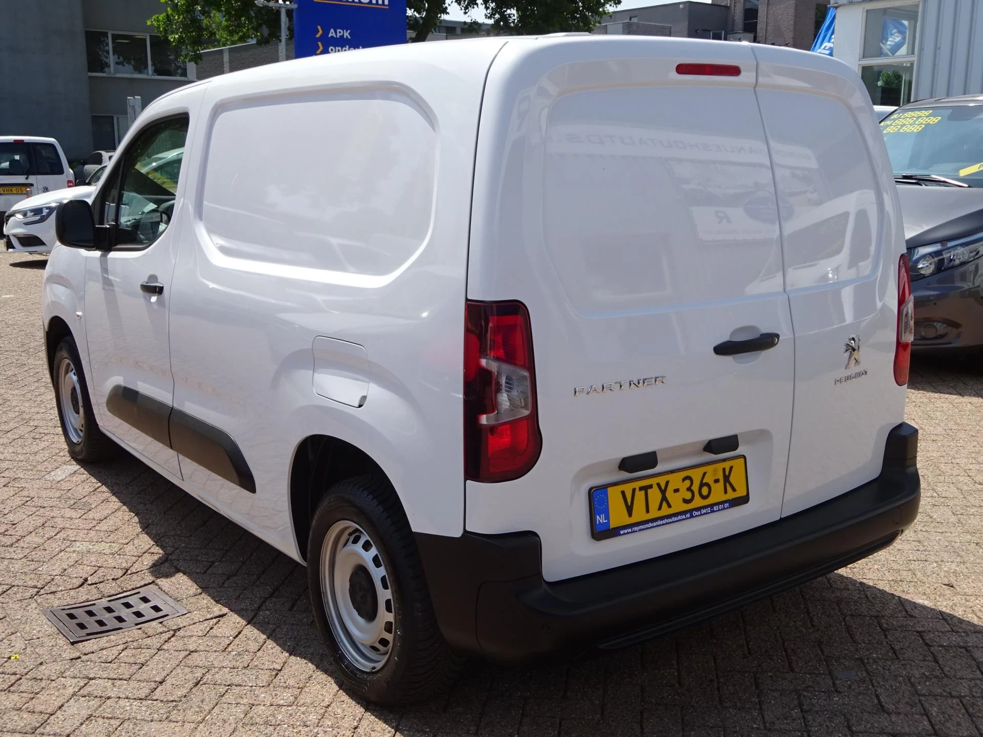Hoofdafbeelding Peugeot Partner