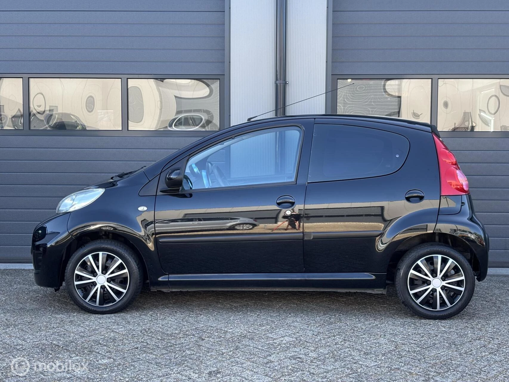 Hoofdafbeelding Peugeot 107