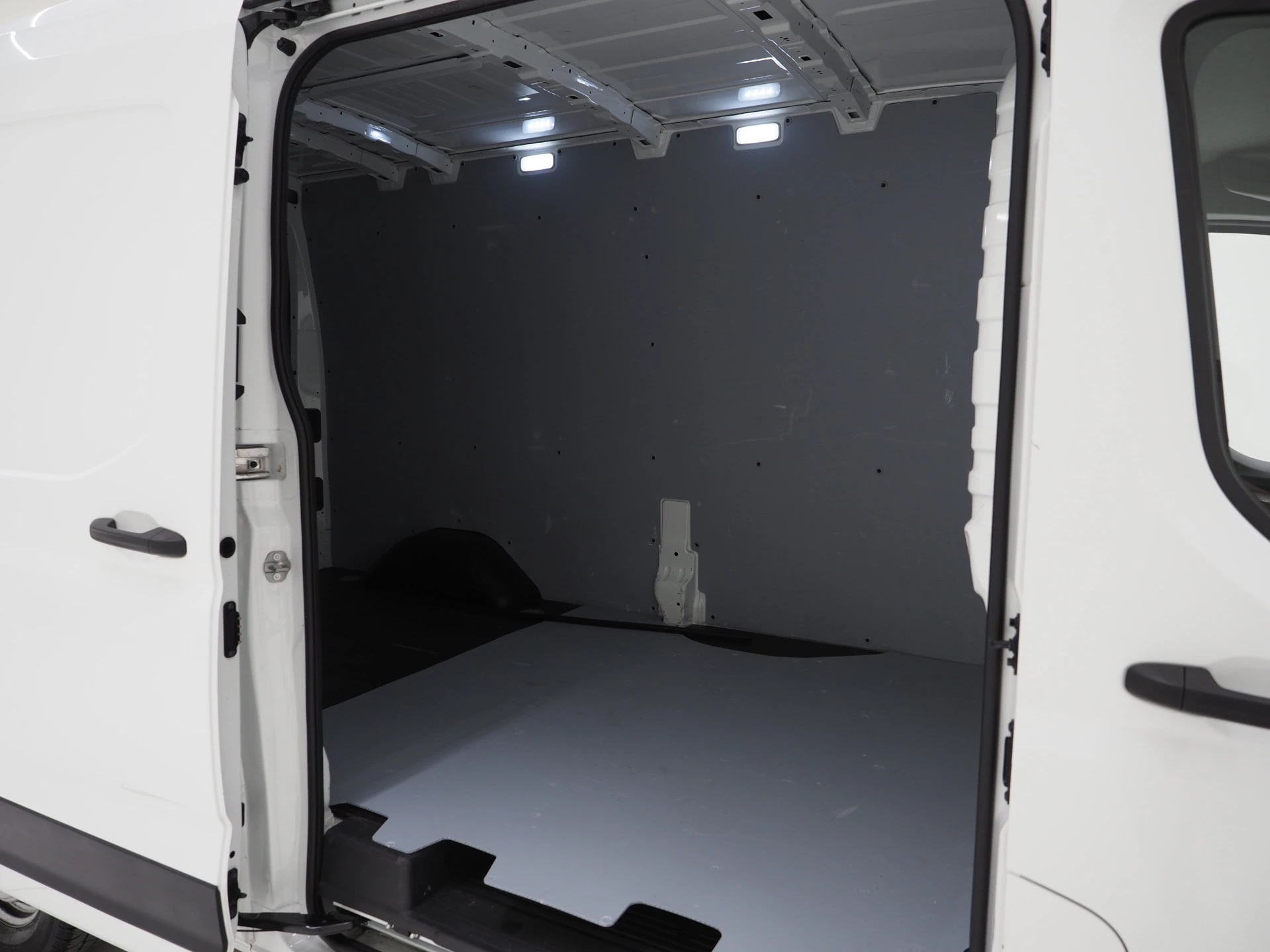 Hoofdafbeelding Maxus Deliver9