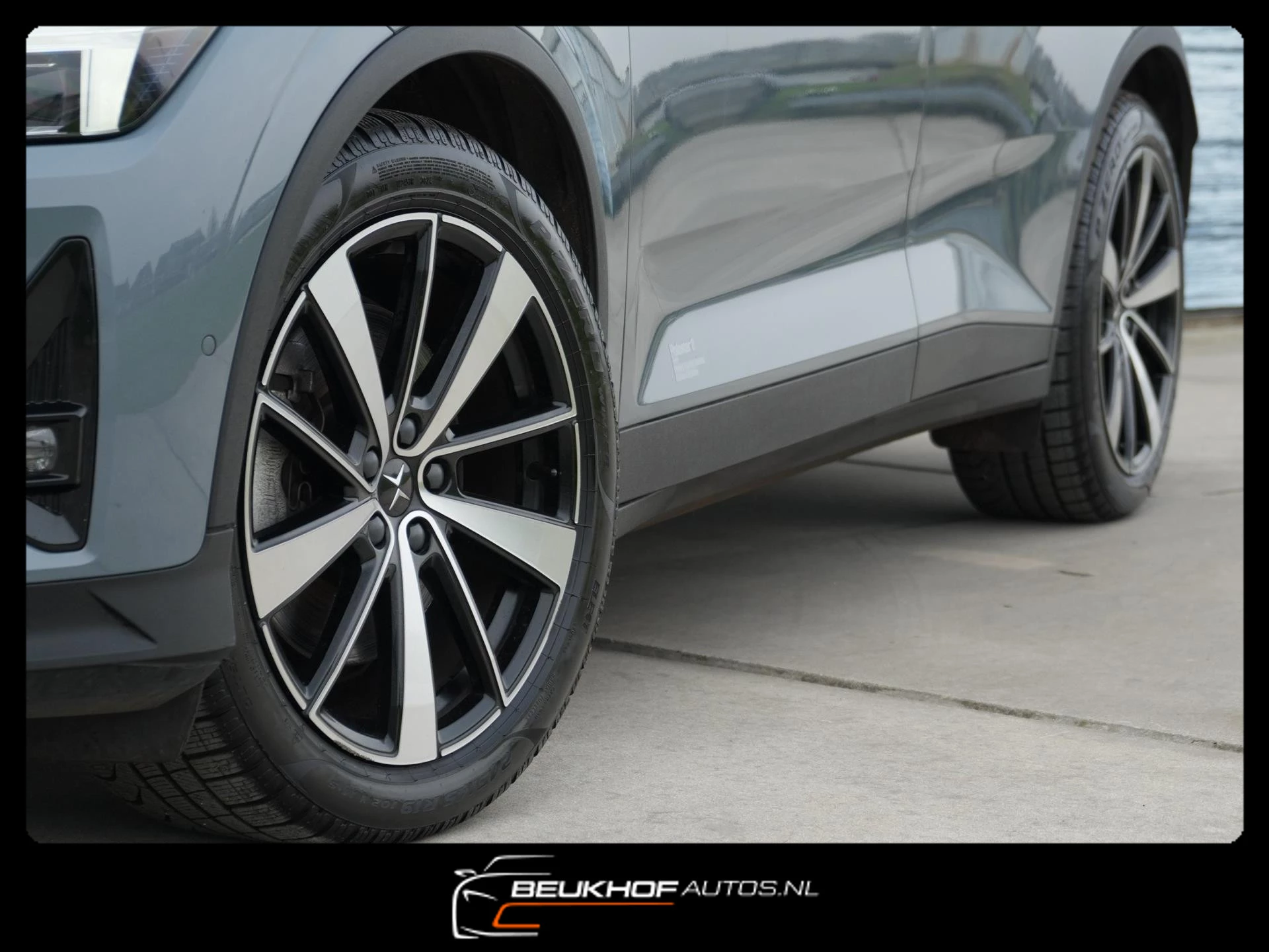 Hoofdafbeelding Polestar 2