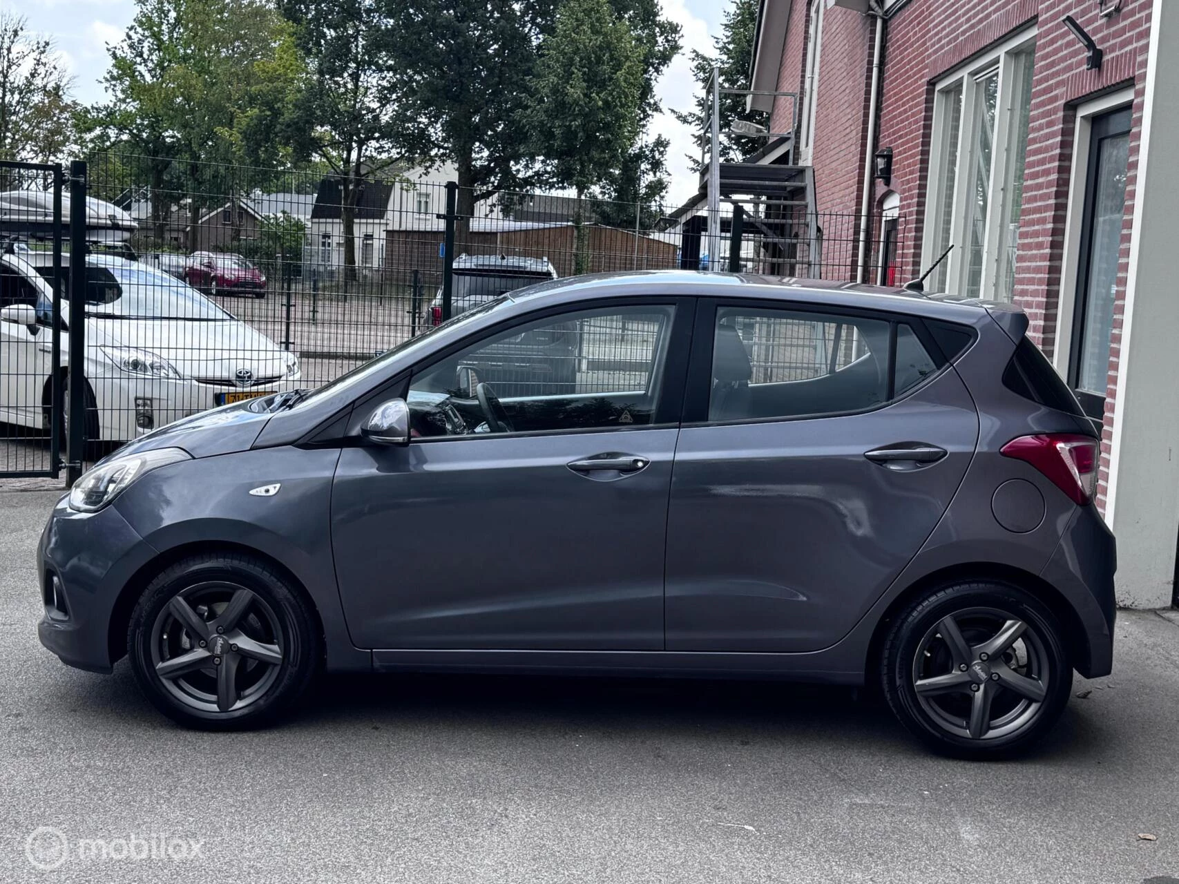 Hoofdafbeelding Hyundai i10