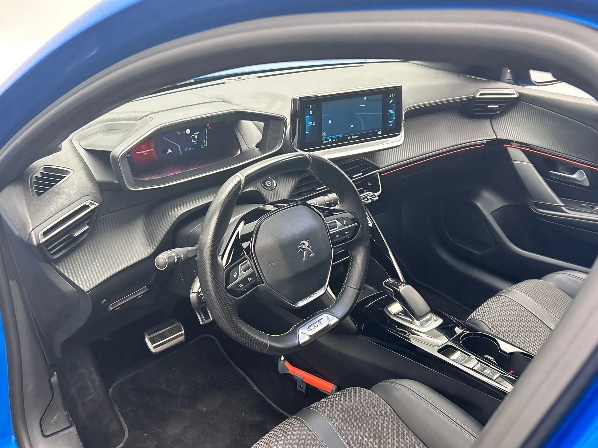 Hoofdafbeelding Peugeot e-208