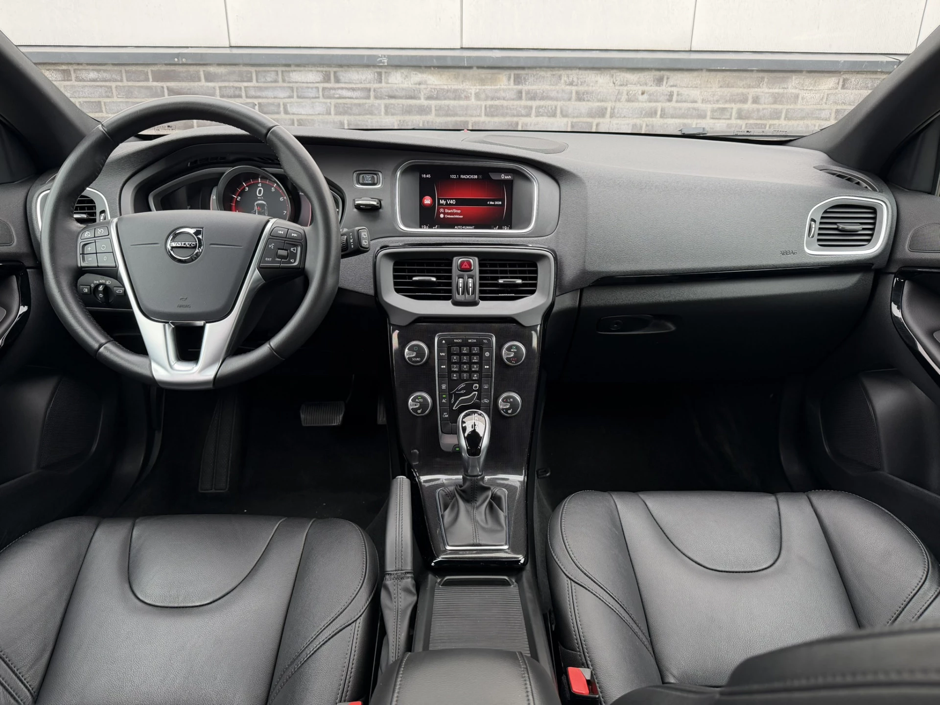 Hoofdafbeelding Volvo V40