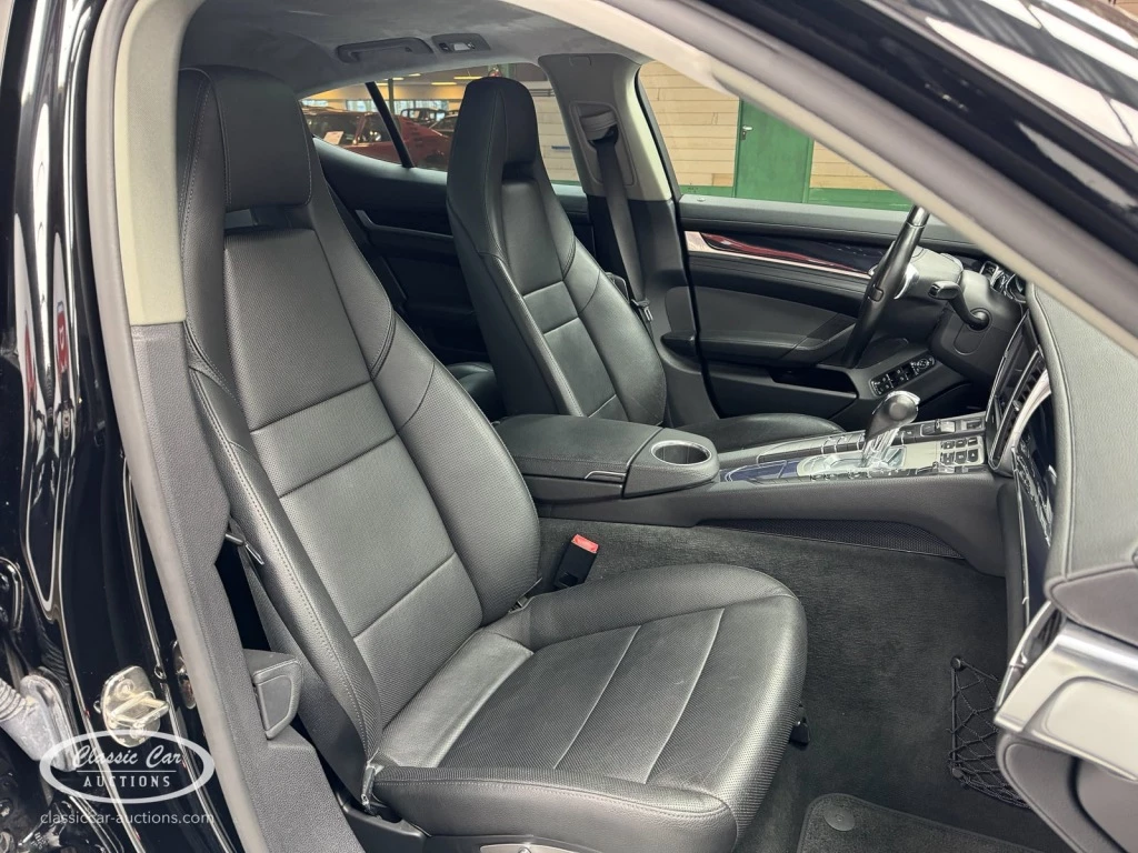 Hoofdafbeelding Porsche Panamera