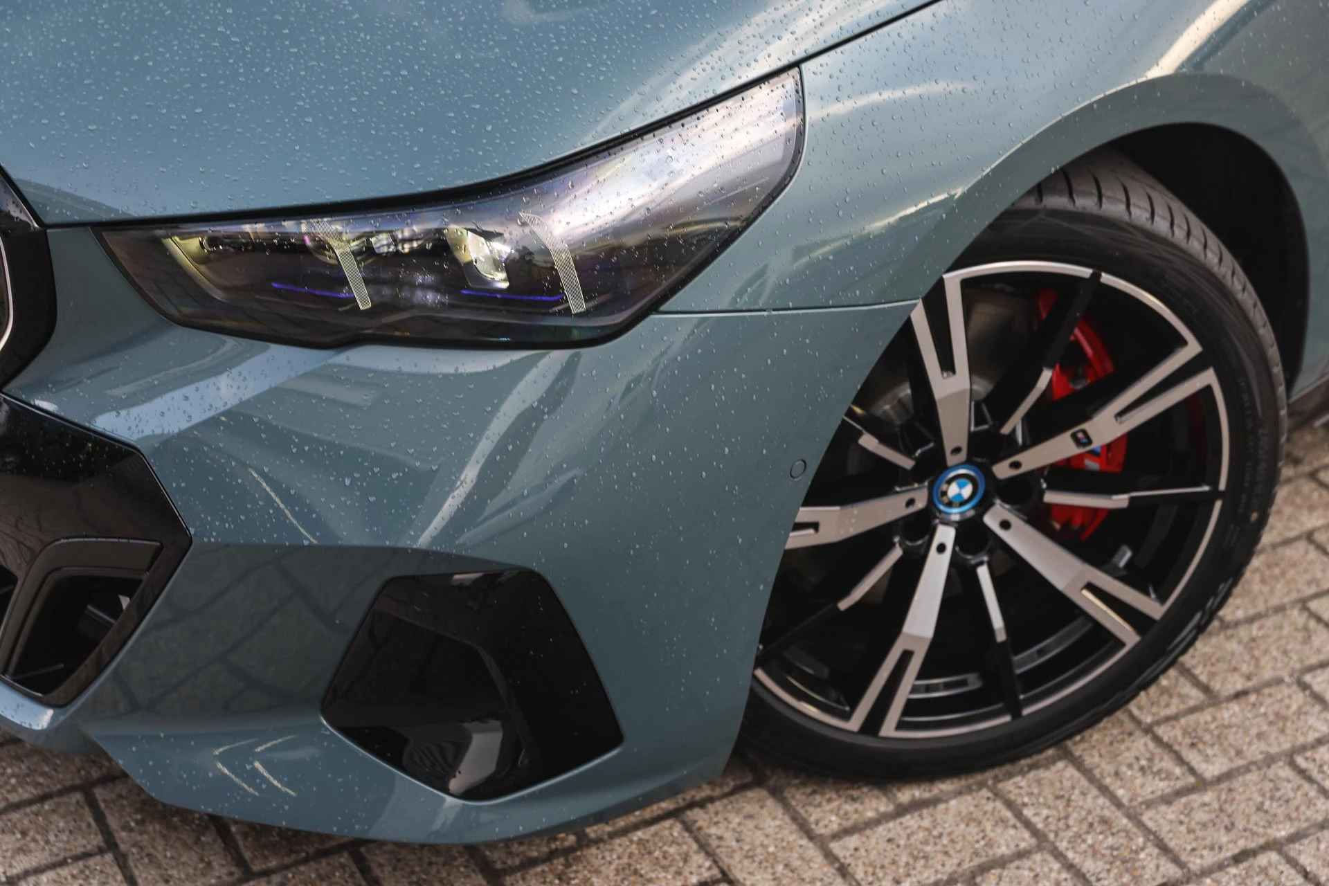 Hoofdafbeelding BMW i5
