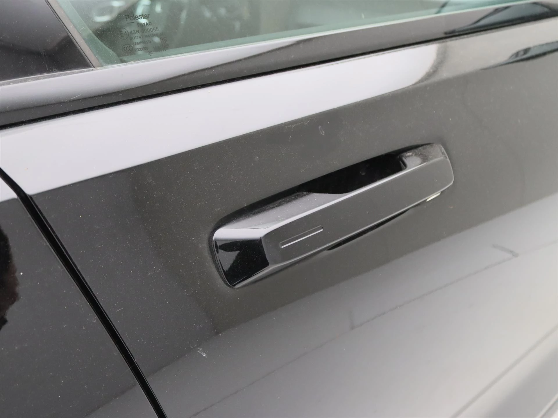 Hoofdafbeelding Polestar 2