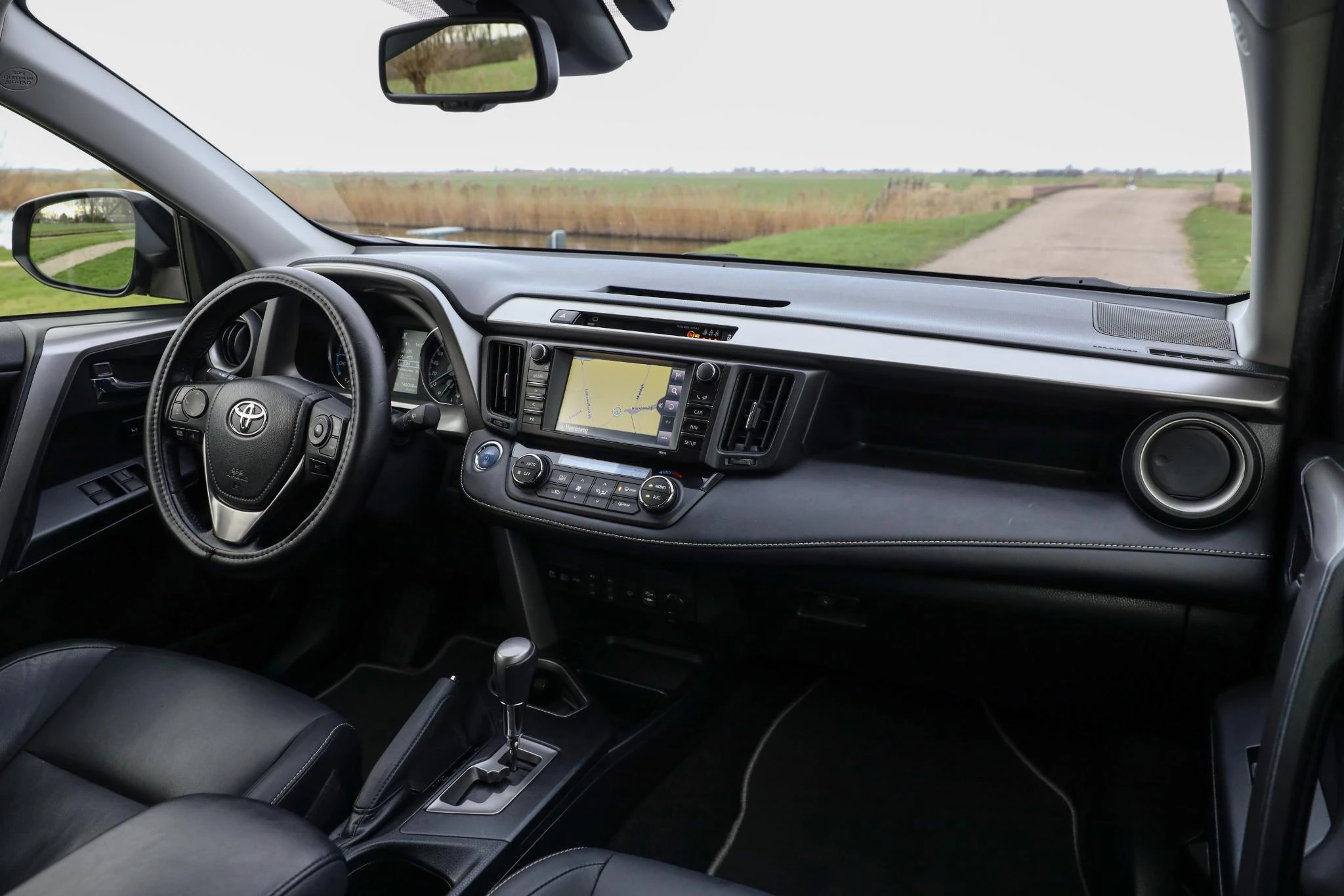 Hoofdafbeelding Toyota RAV4