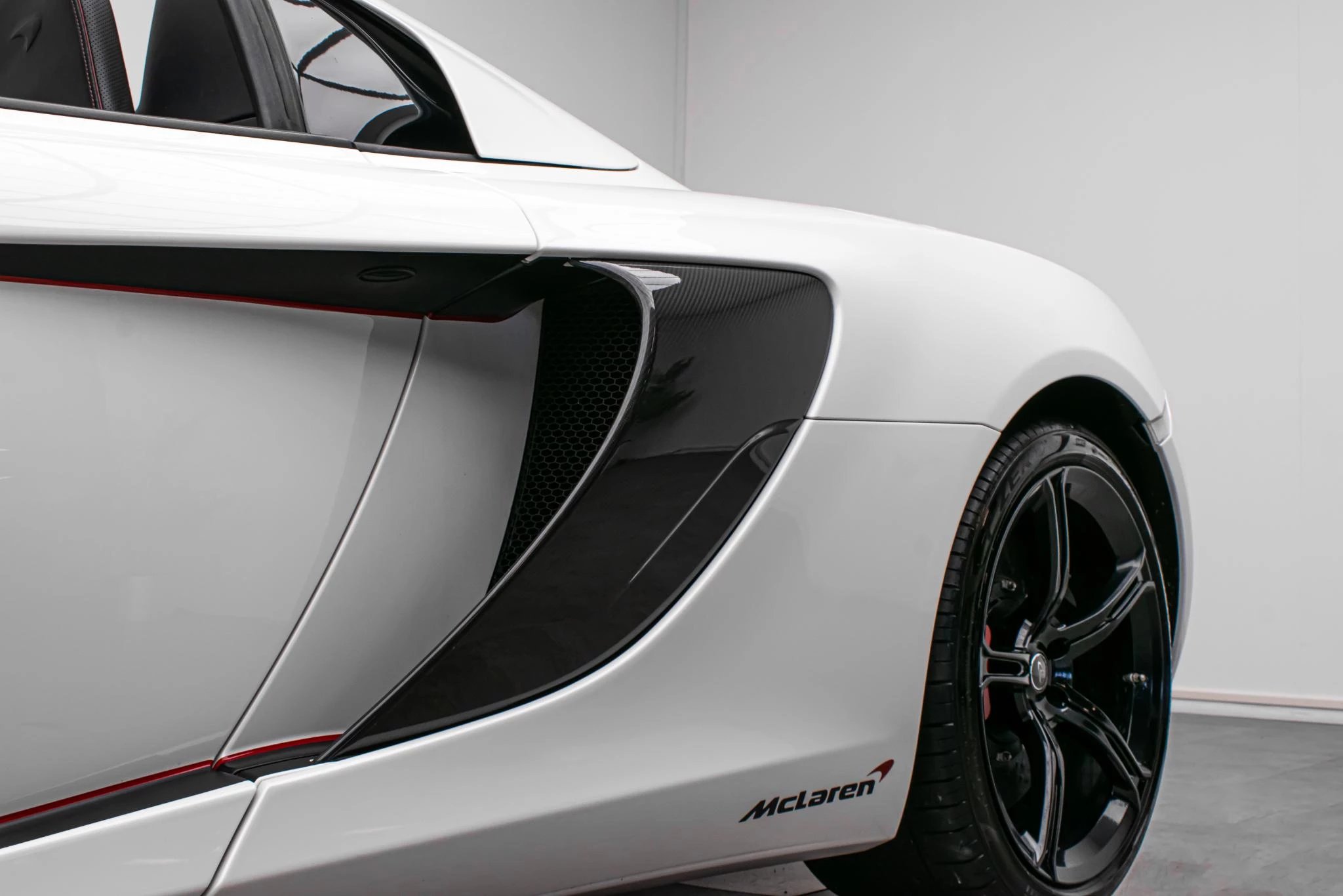 Hoofdafbeelding McLaren 650S