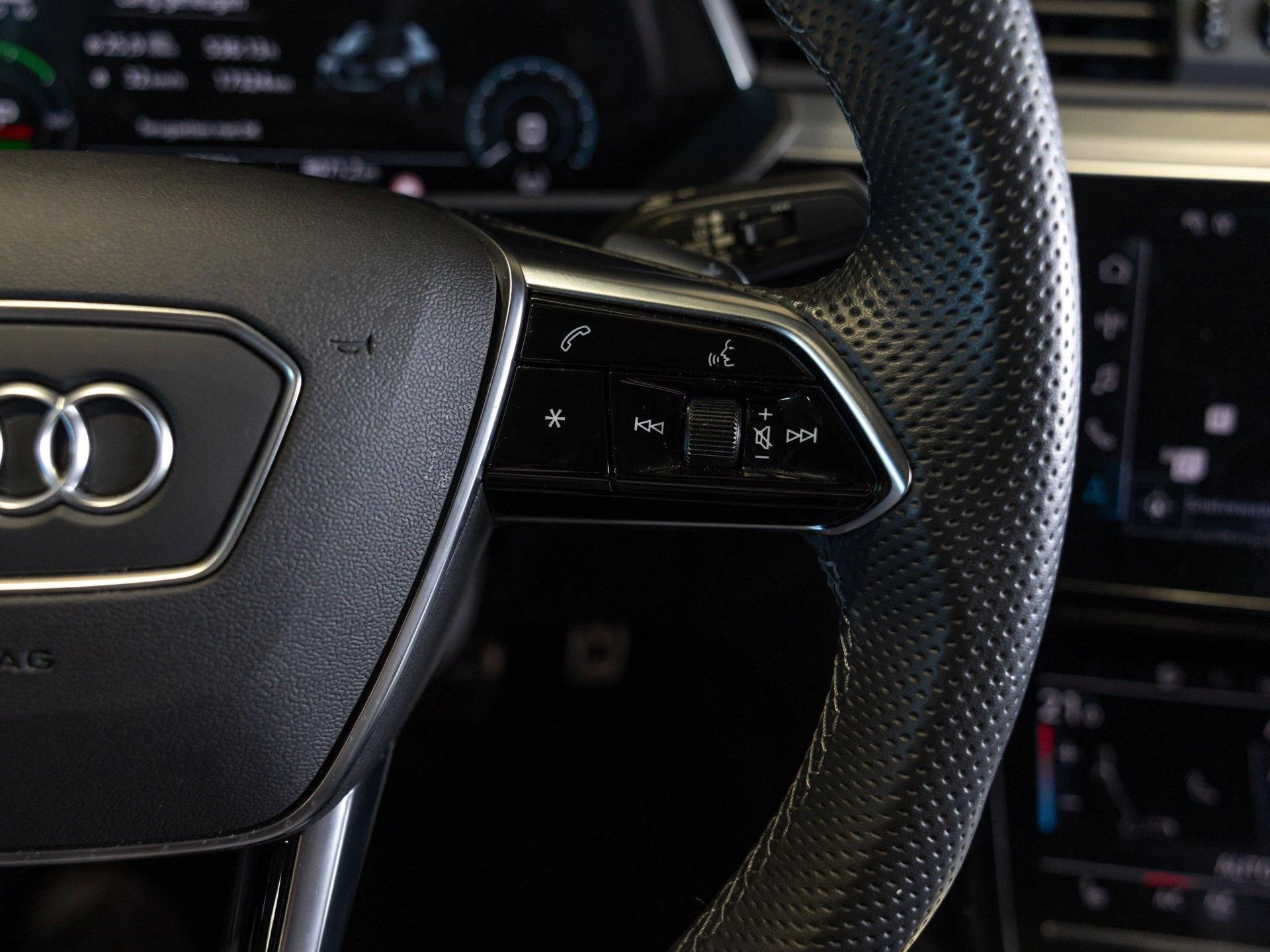 Hoofdafbeelding Audi Q8 Sportback e-tron