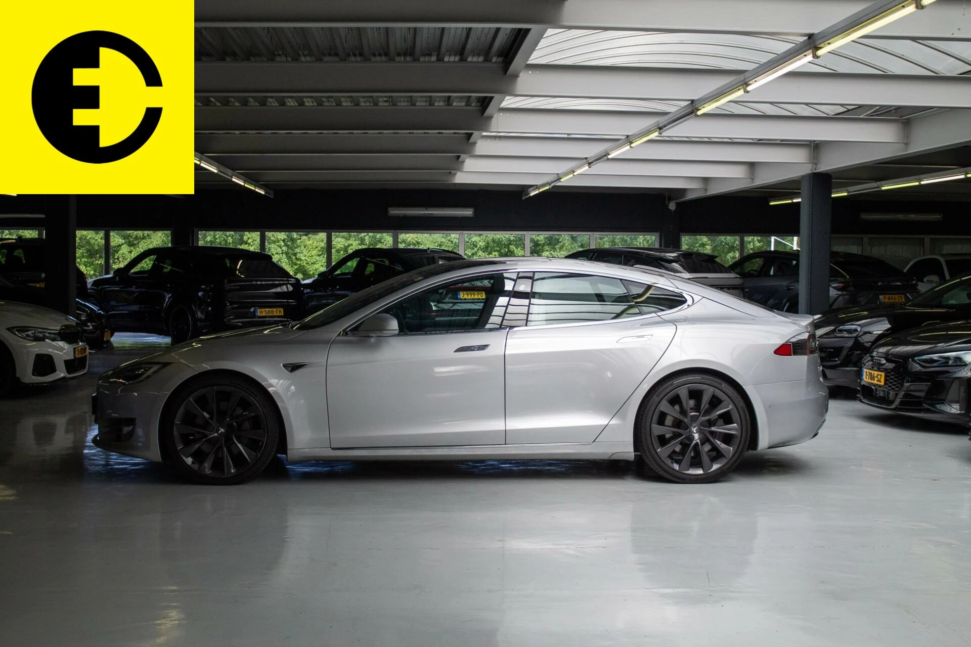 Hoofdafbeelding Tesla Model S