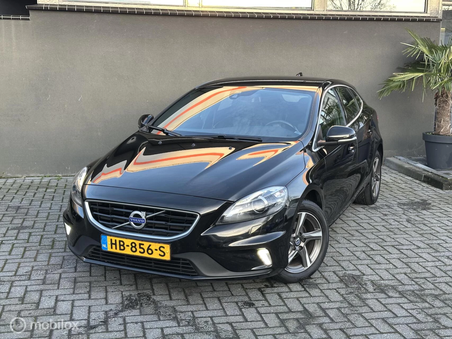 Hoofdafbeelding Volvo V40