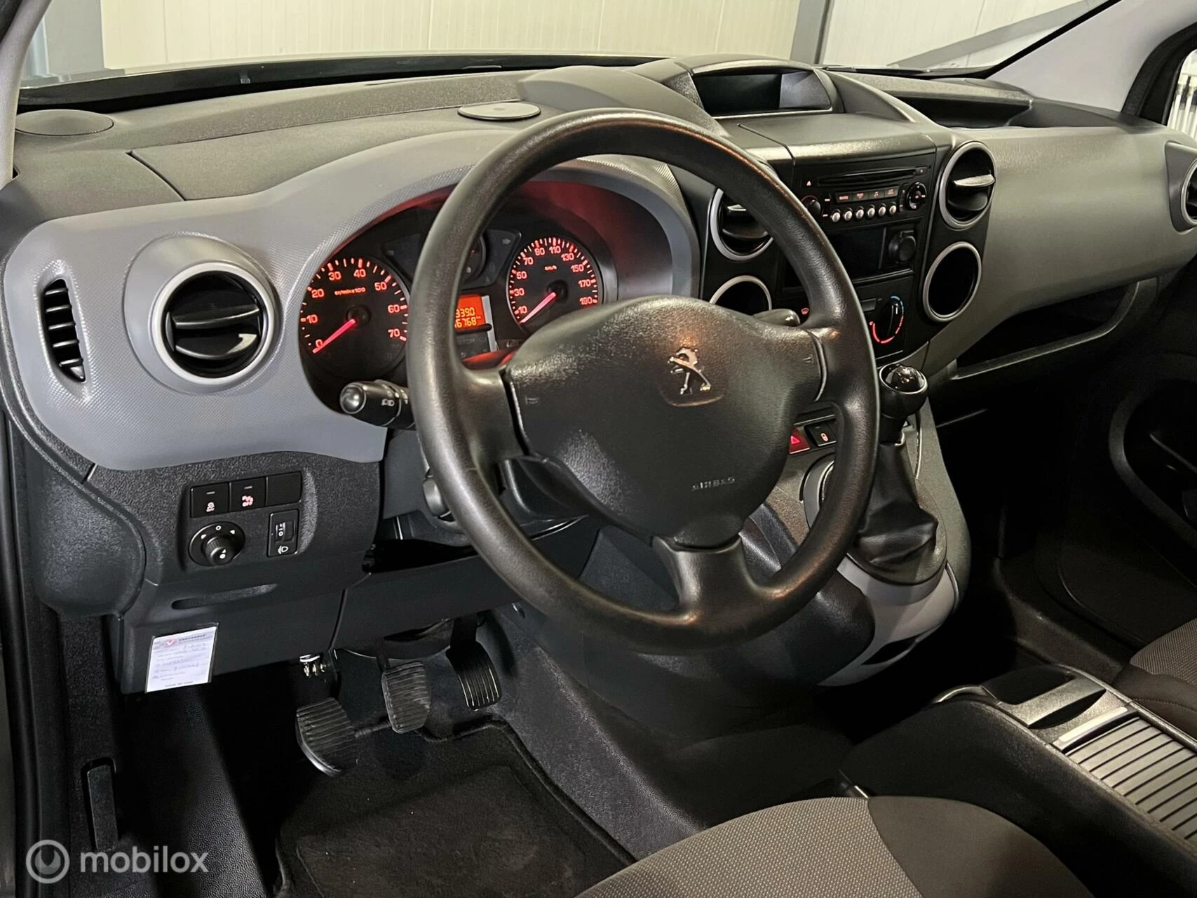 Hoofdafbeelding Peugeot Partner
