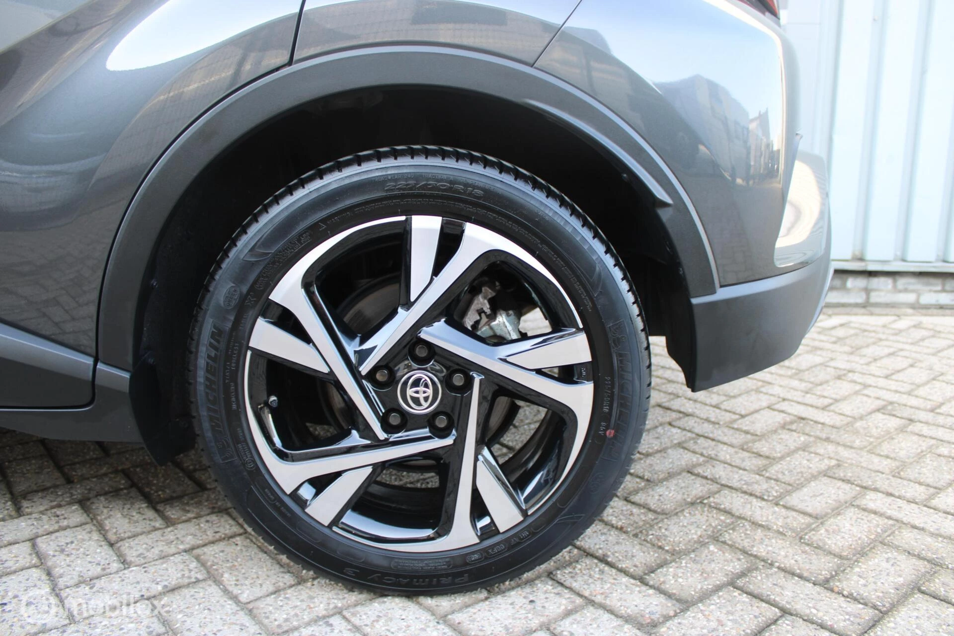 Hoofdafbeelding Toyota C-HR