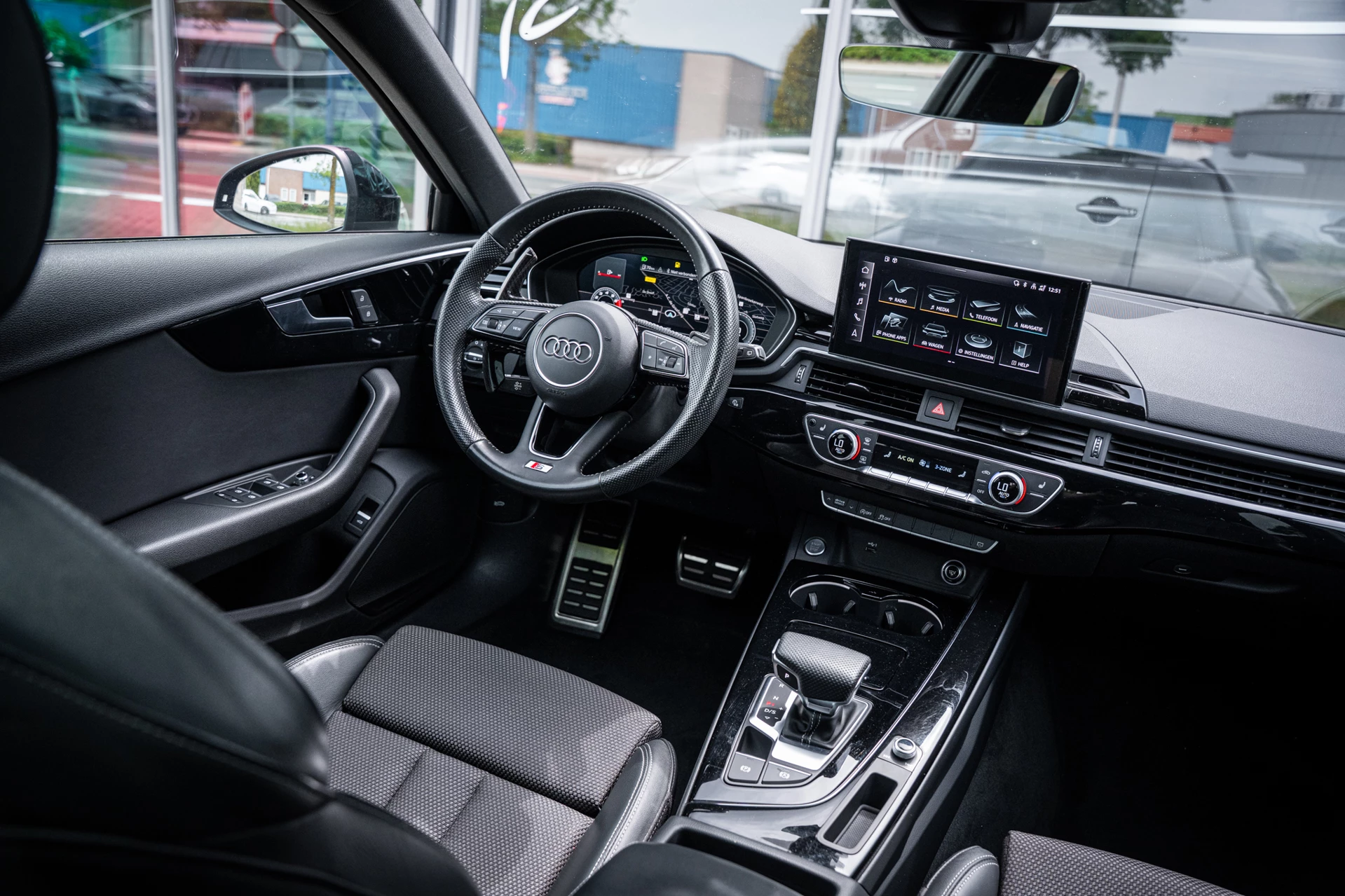 Hoofdafbeelding Audi A4