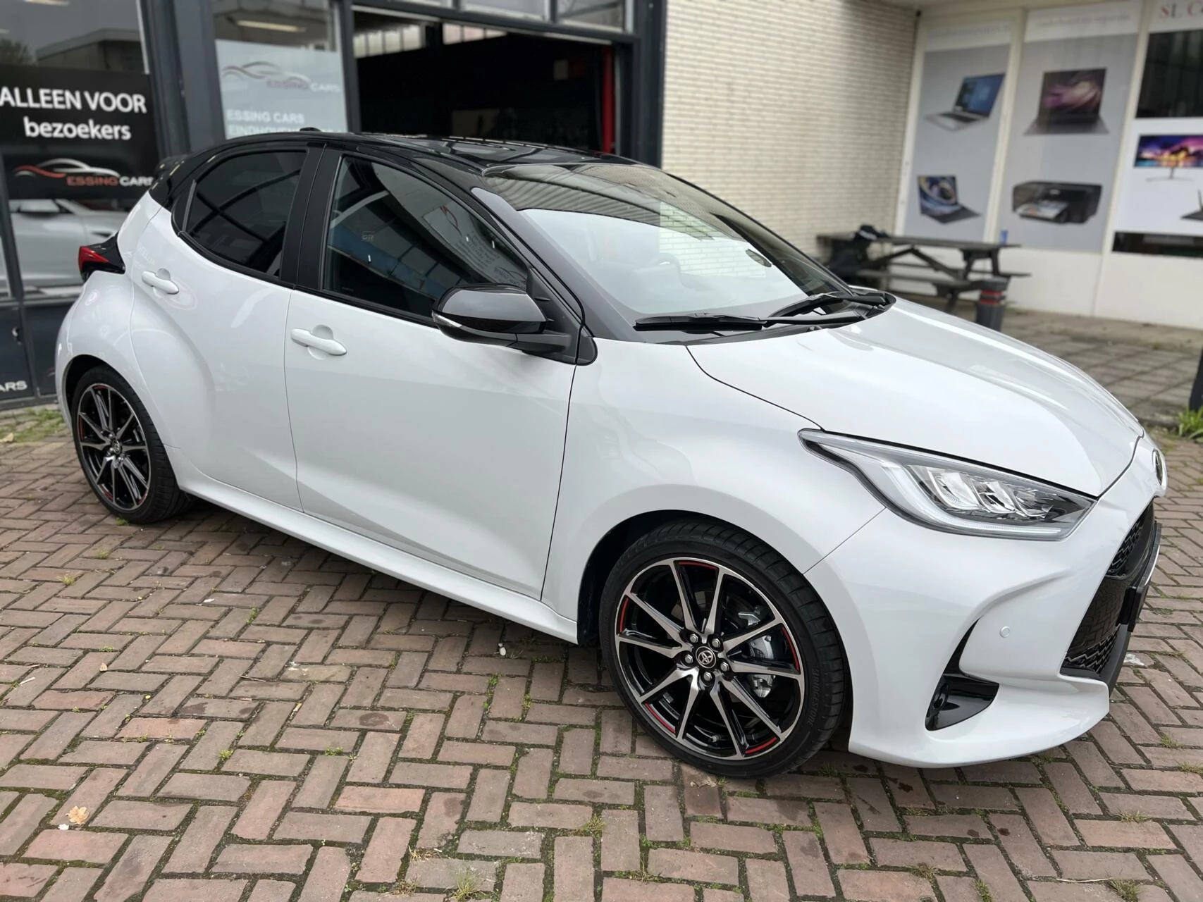 Hoofdafbeelding Toyota Yaris