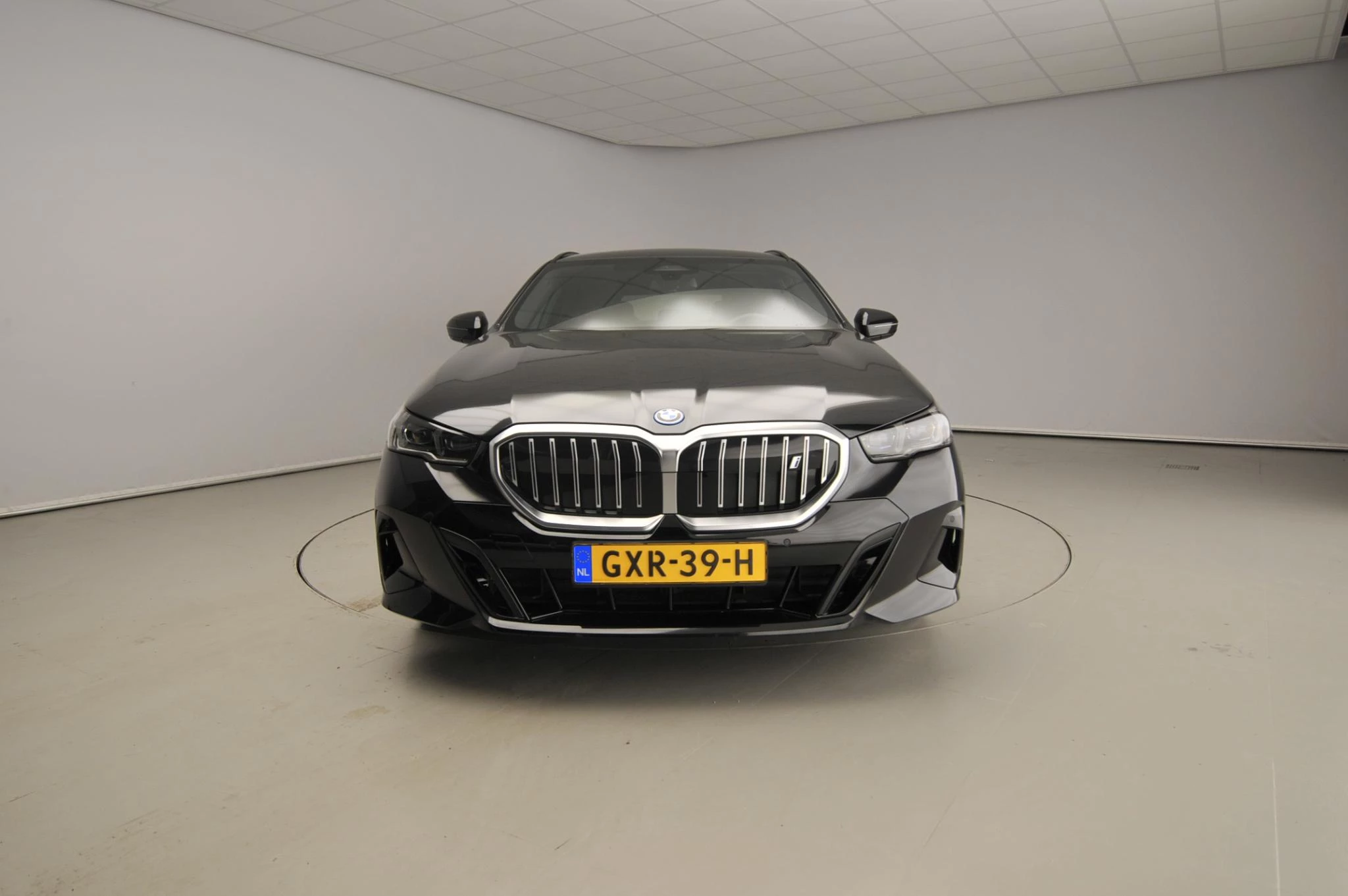 Hoofdafbeelding BMW i5