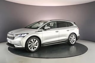 Škoda Enyaq iV 60 180pk Automaat Achteruitrijcamera, Navigatie, Adaptive cruise control, Stoelverwarming, LED verlichting, Parkeersensoren, Stuurwiel verwarmd