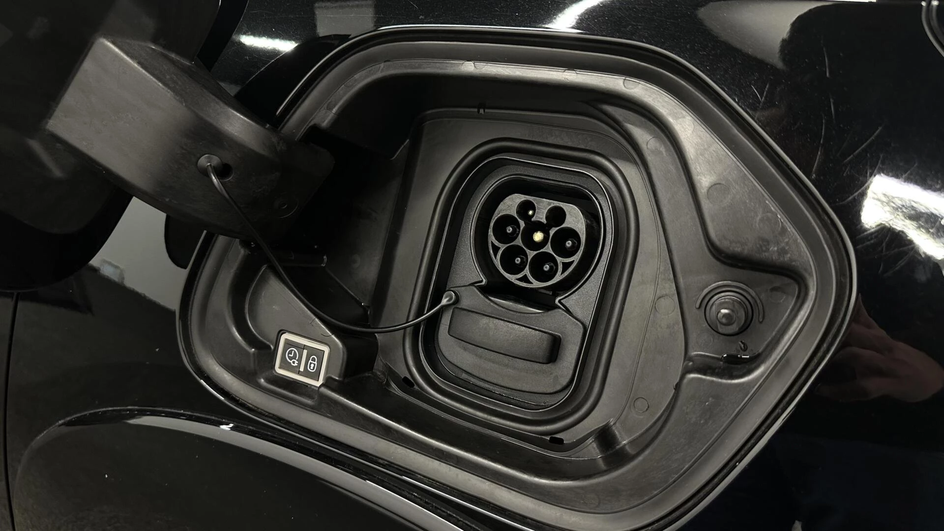 Hoofdafbeelding Peugeot e-208