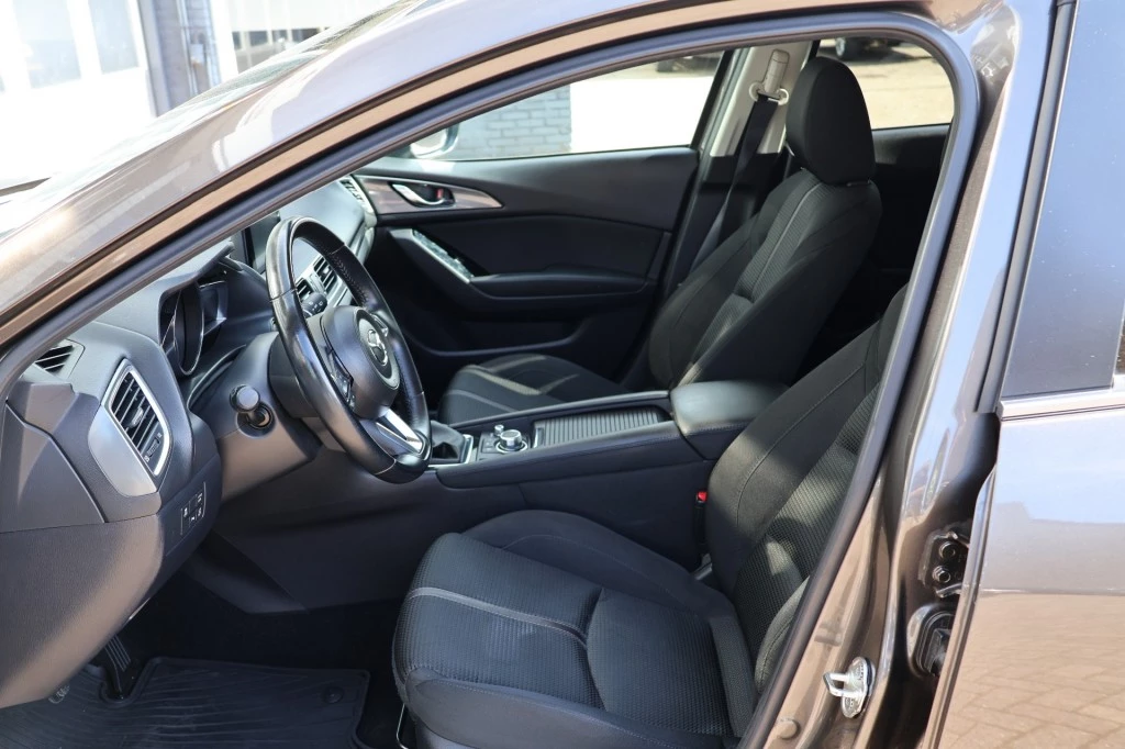 Hoofdafbeelding Mazda 3