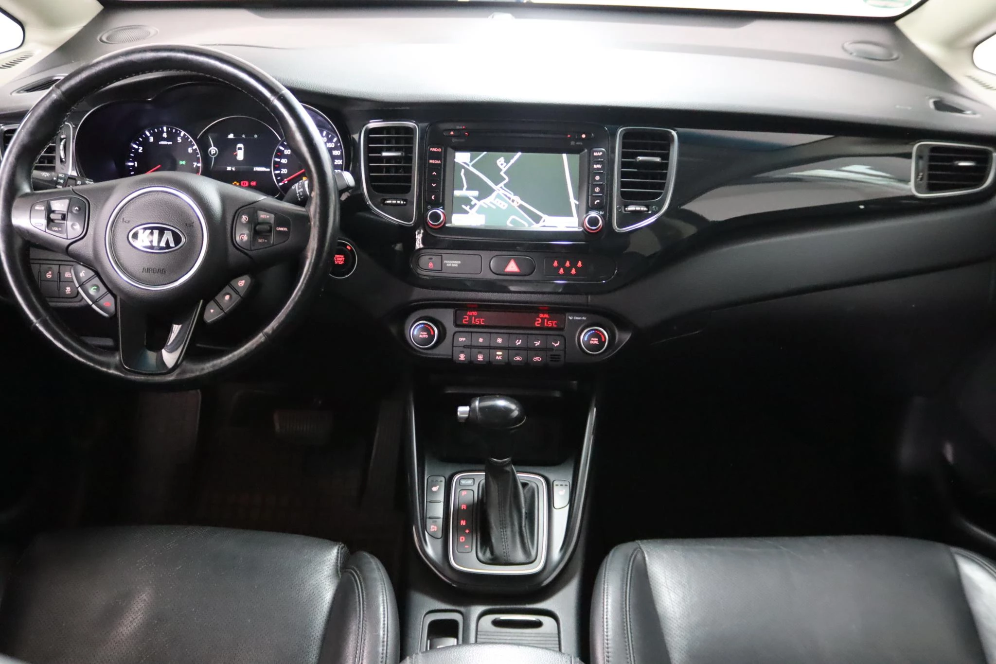 Hoofdafbeelding Kia Carens