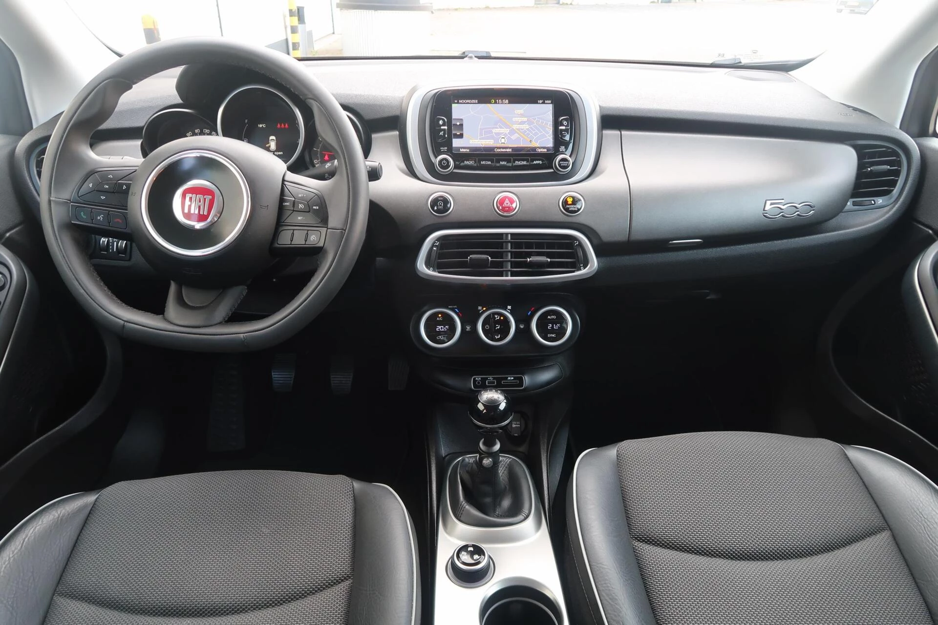 Hoofdafbeelding Fiat 500X