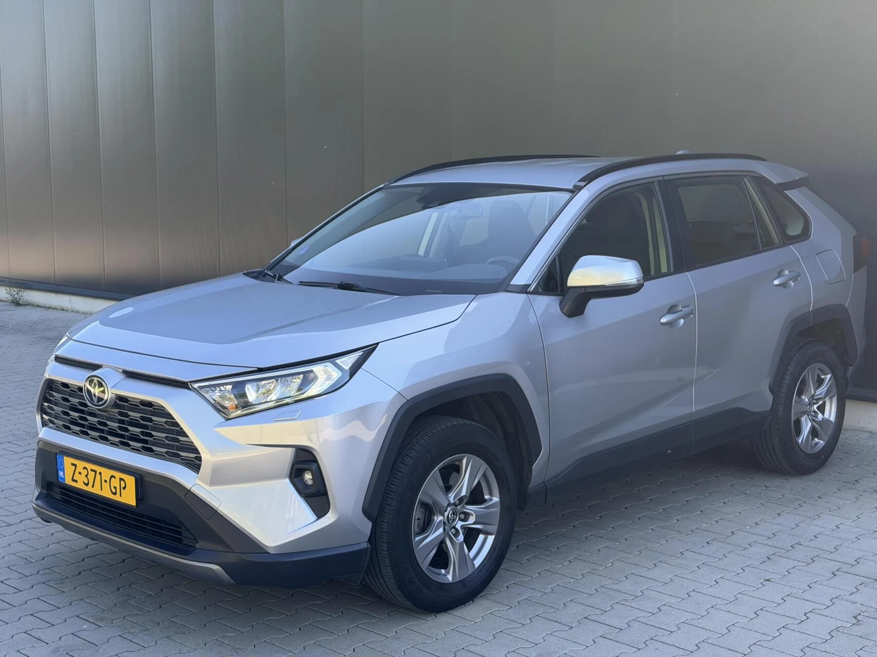 Hoofdafbeelding Toyota RAV4