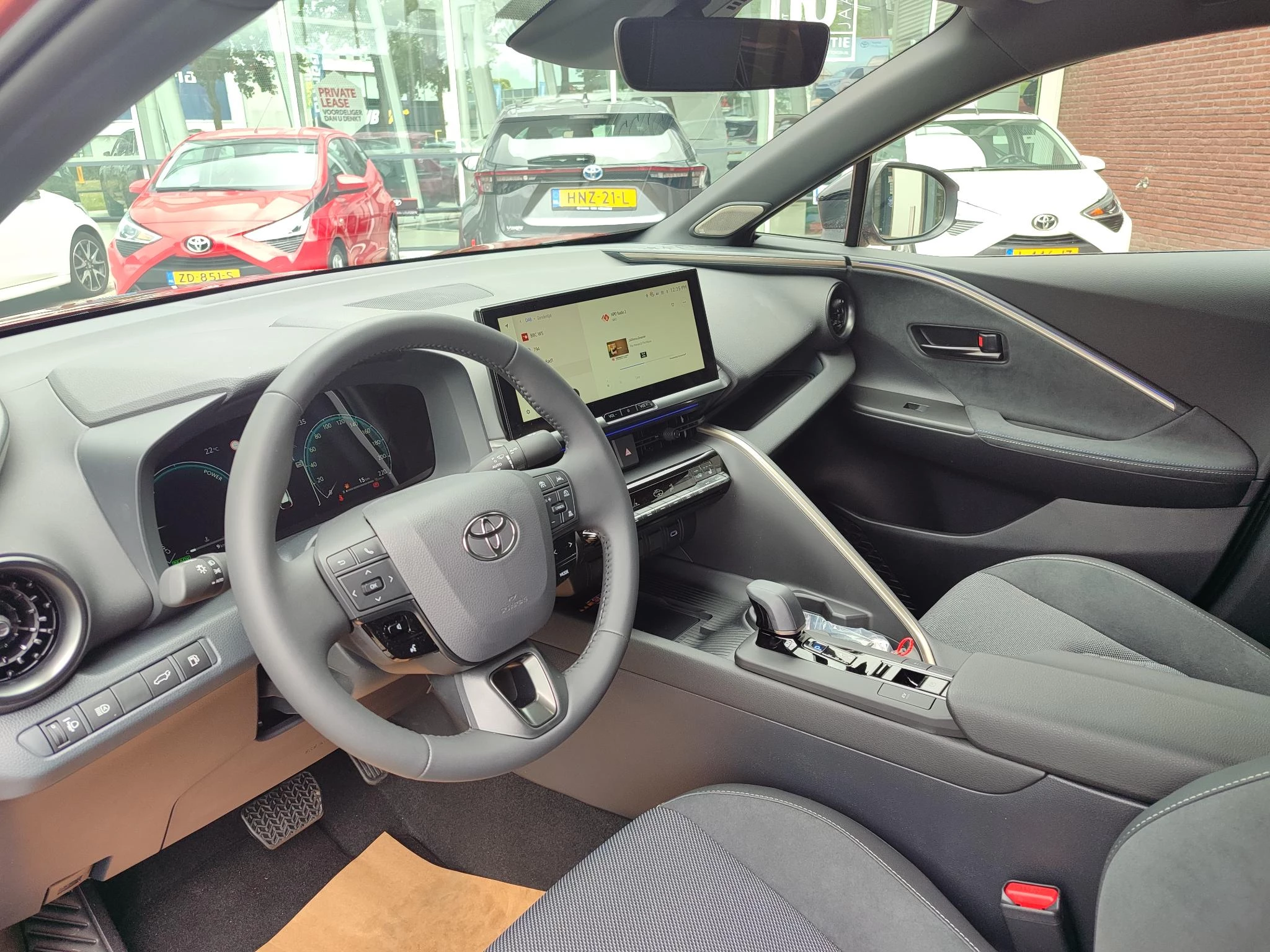 Hoofdafbeelding Toyota C-HR