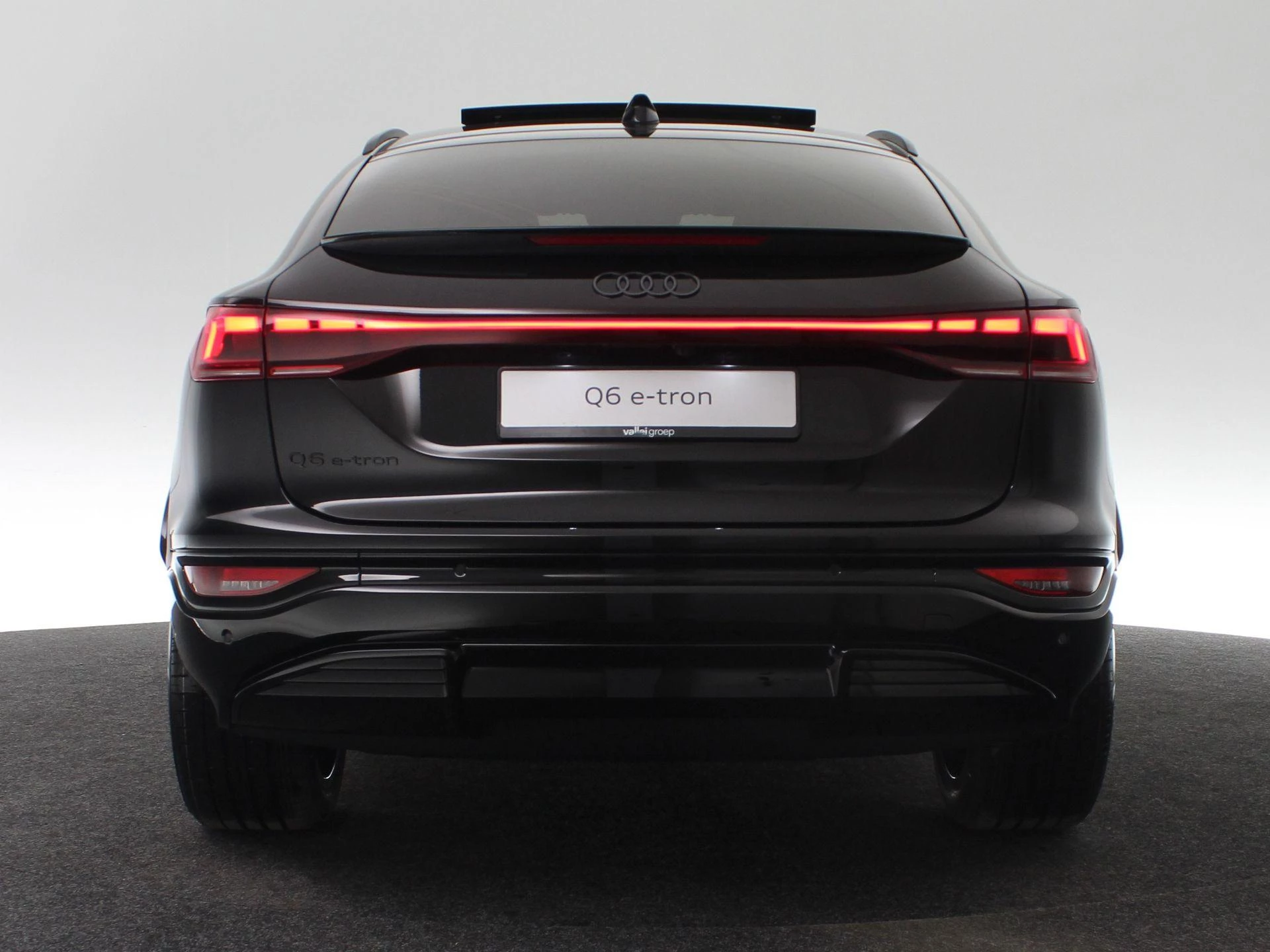 Hoofdafbeelding Audi Q6 e-tron