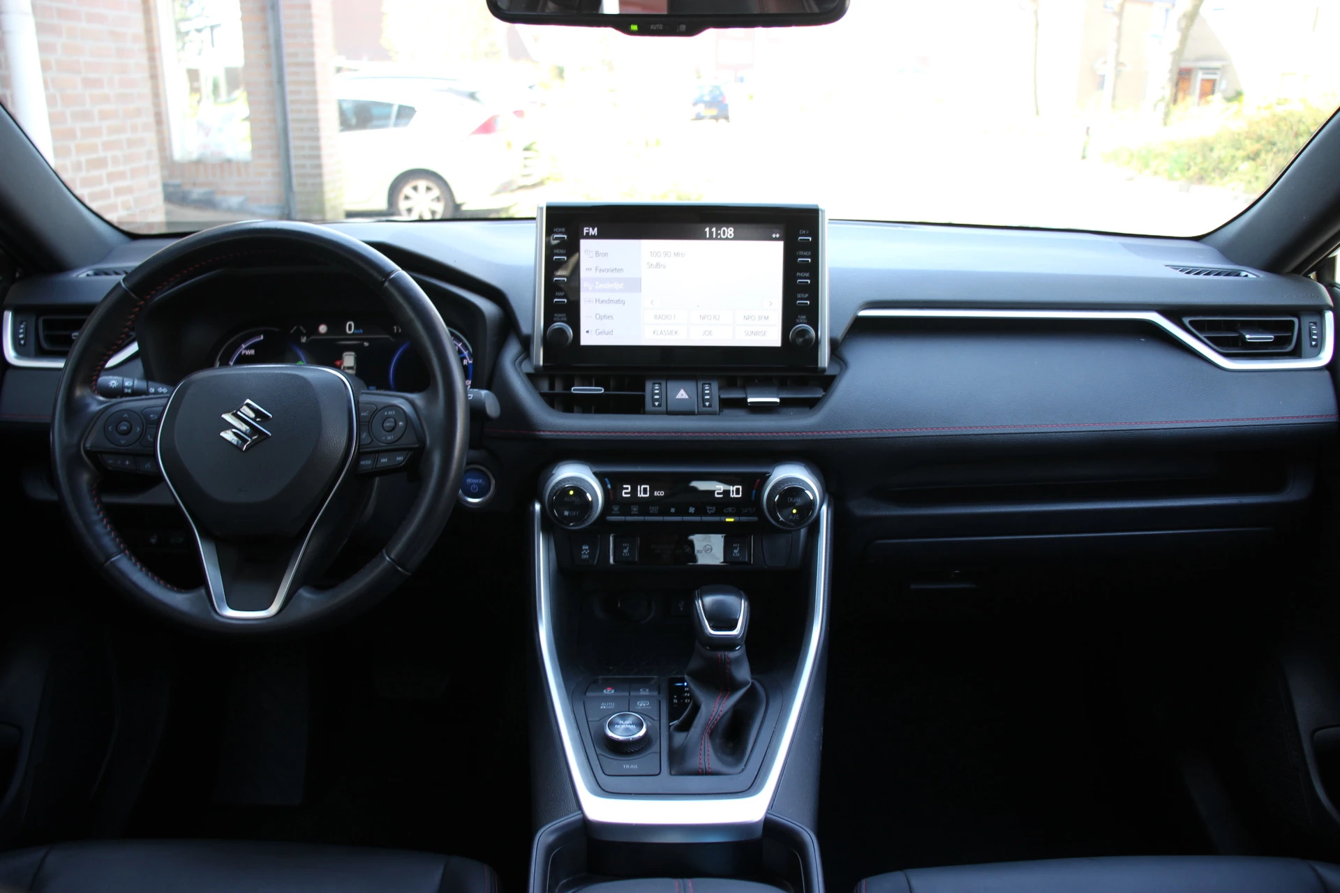 Hoofdafbeelding Suzuki Across