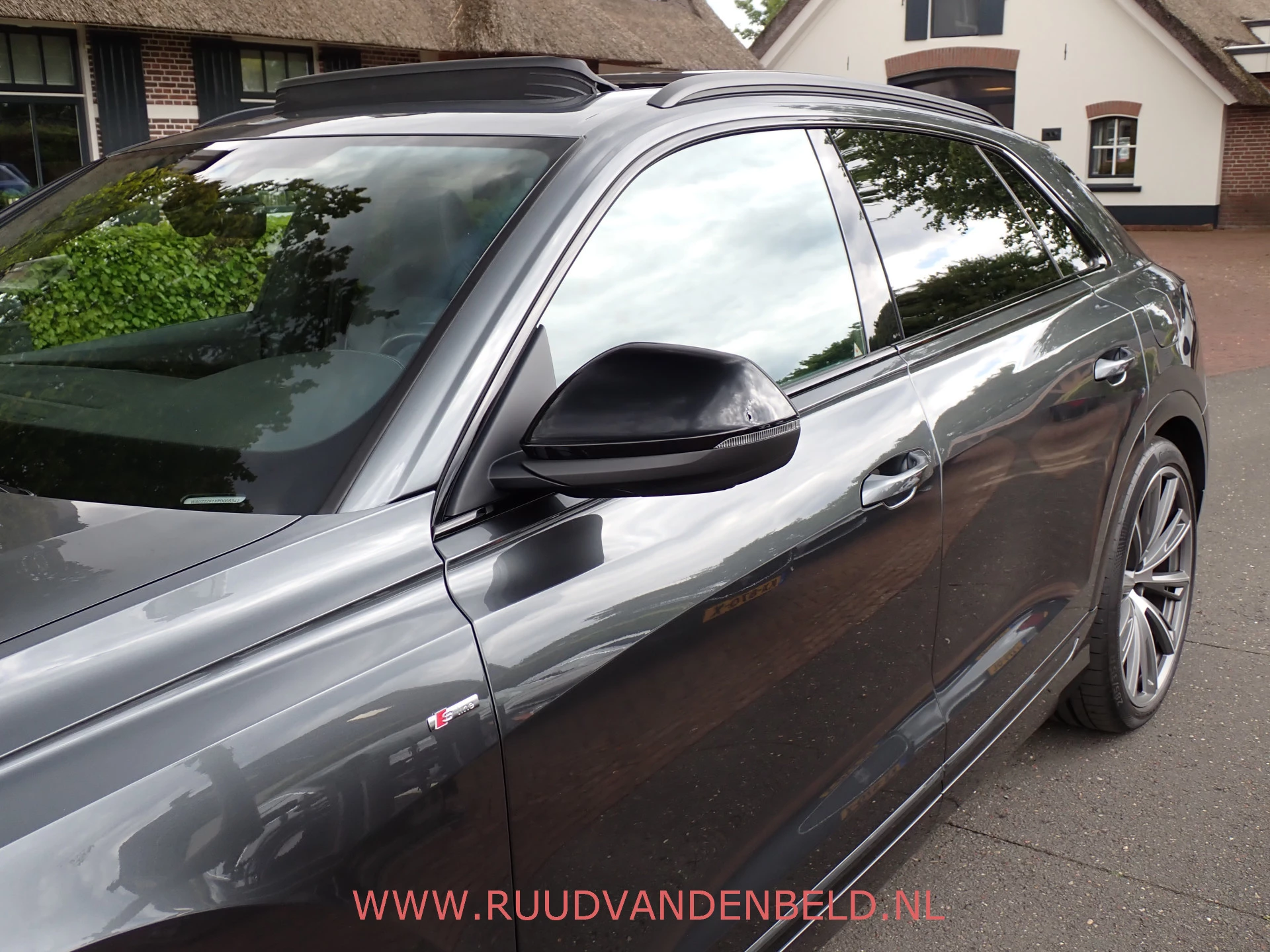 Hoofdafbeelding Audi Q8