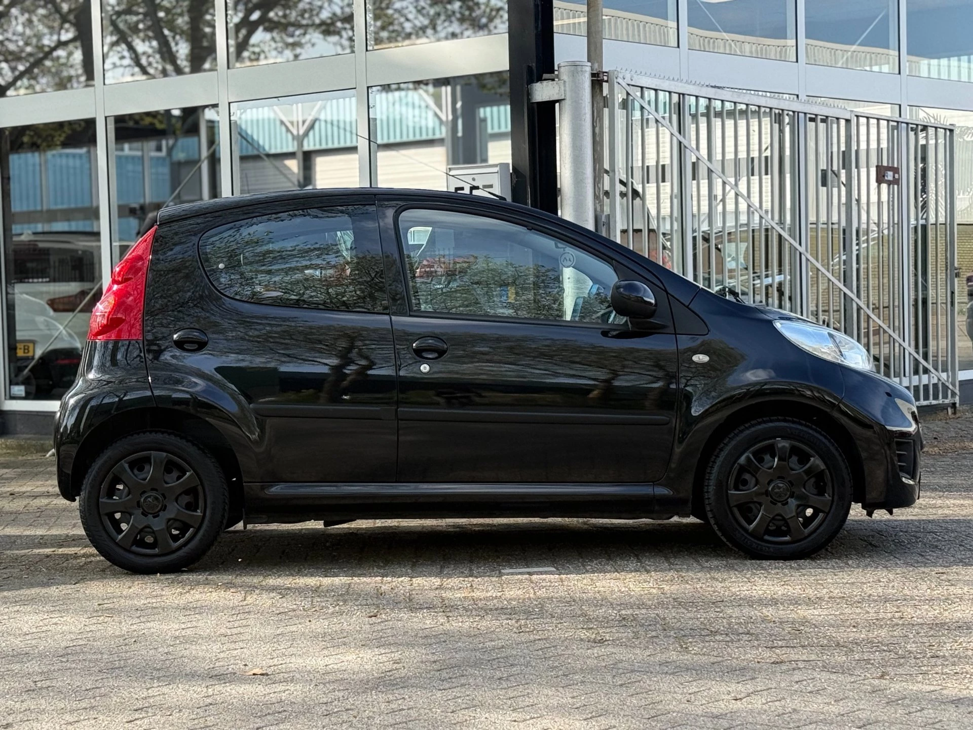 Hoofdafbeelding Peugeot 107