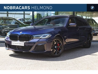 Hoofdafbeelding BMW 5 Serie BMW 5 Serie Touring 530e xDrive High Executive M Sport Automaat / Panoramadak / Trekhaak / Laserlight / Sportstoelen / Parking Assistant Plus / Head-Up / Soft-Close / Driving Assistant Professional