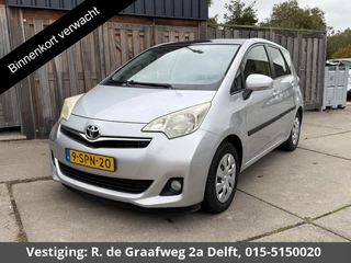 Hoofdafbeelding Toyota Verso-S Toyota Verso-S 1.3 VVT-i Aspiration | Panoramadak | Trekhaak | Parkeerhulpcamera |