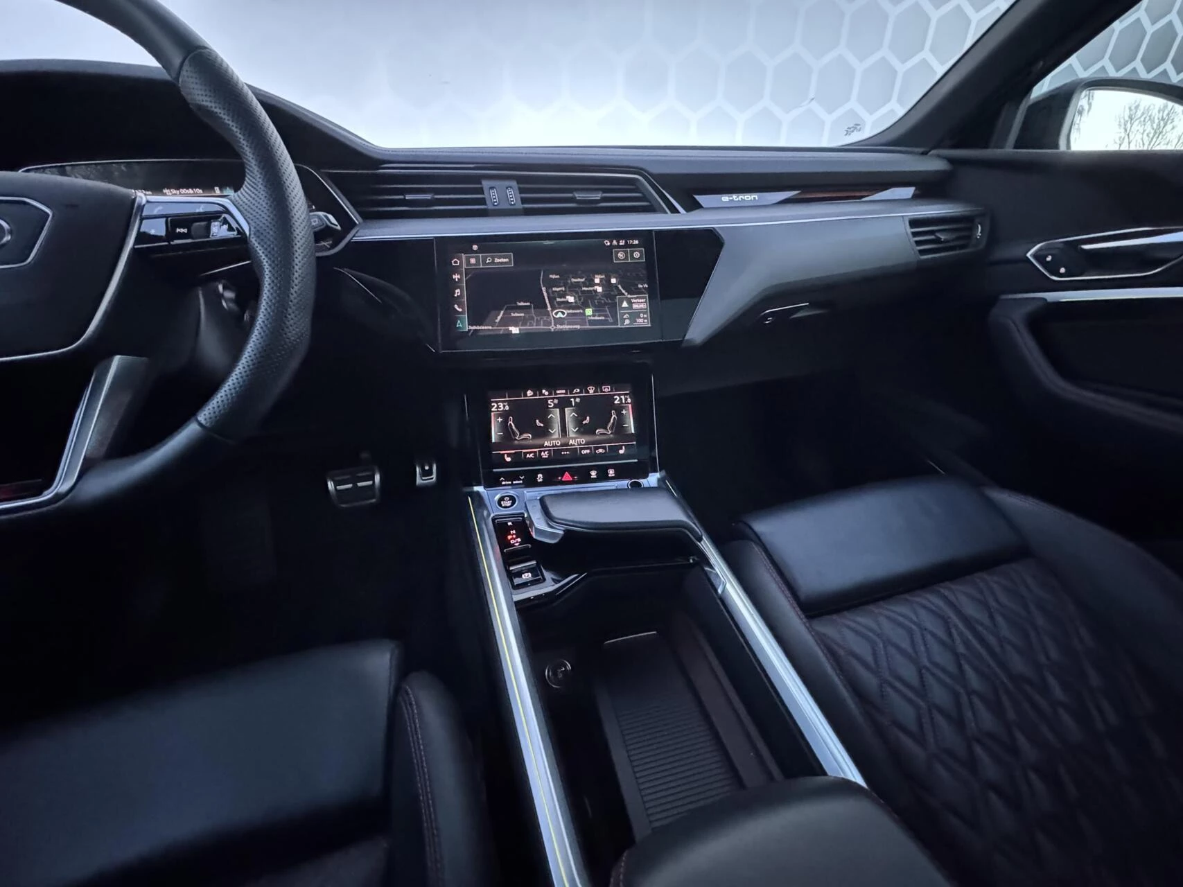 Hoofdafbeelding Audi Q8 e-tron