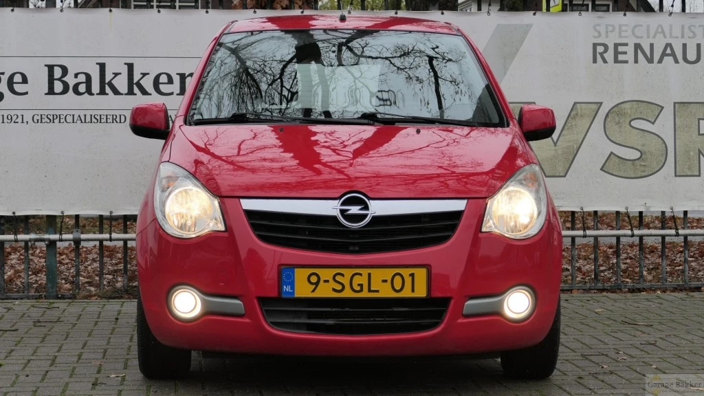 Hoofdafbeelding Opel Agila