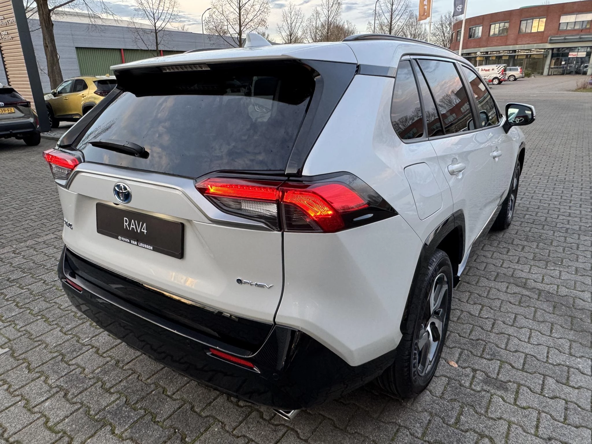 Hoofdafbeelding Toyota RAV4