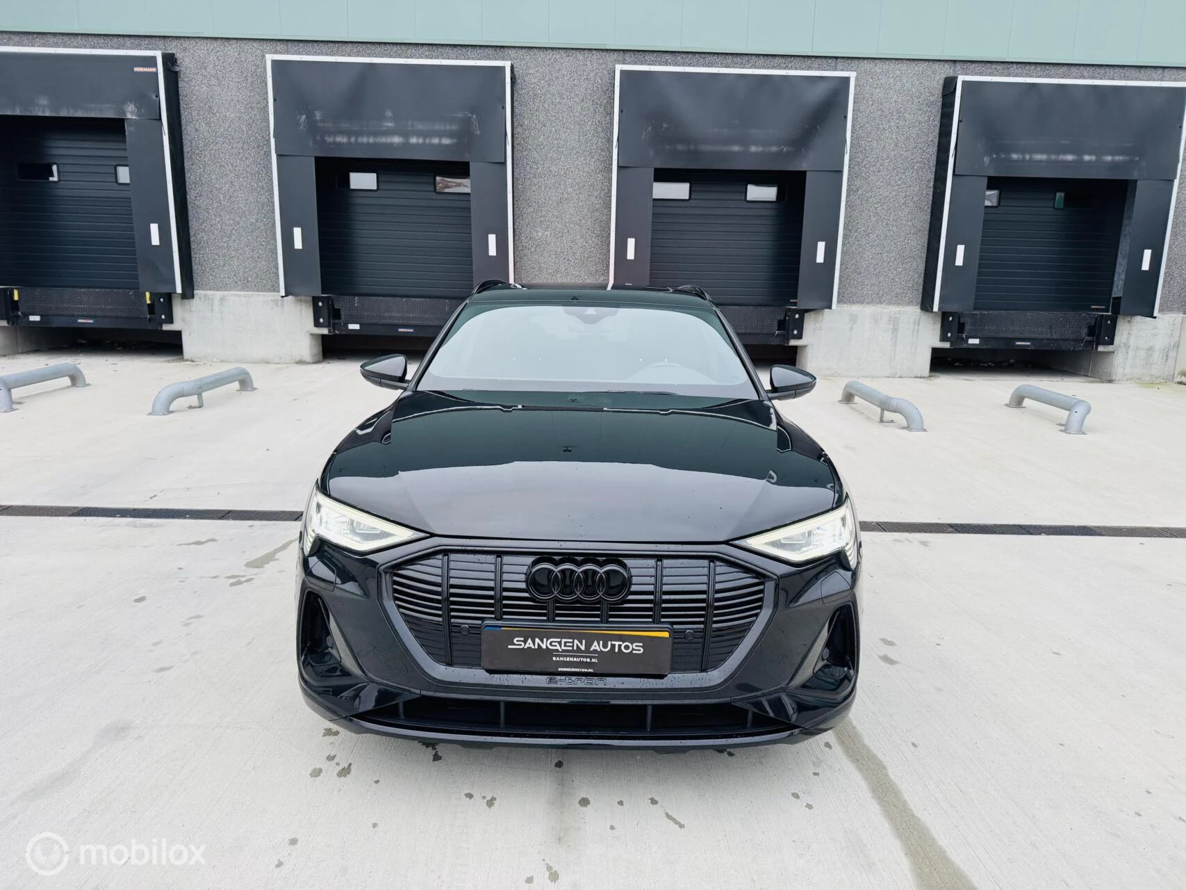 Hoofdafbeelding Audi e-tron