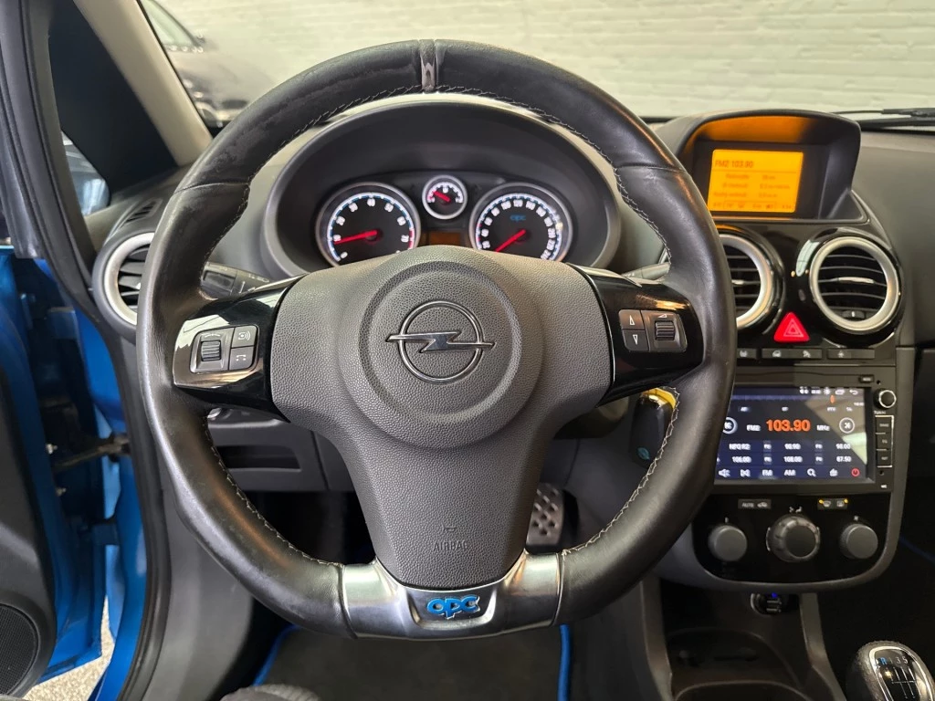 Hoofdafbeelding Opel Corsa