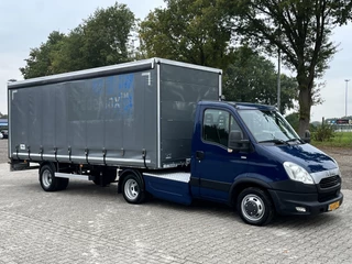 Hoofdafbeelding Iveco Daily Iveco Daily 35C21 Be-trekker Be-Combi Met Oplegger Huif 1650 kg laadvermogen Airco Cruise controle Telefoonverbinding 3-Persoons Tachograaf Bakwagen Meubelbak Verhuiswagen Euro 5