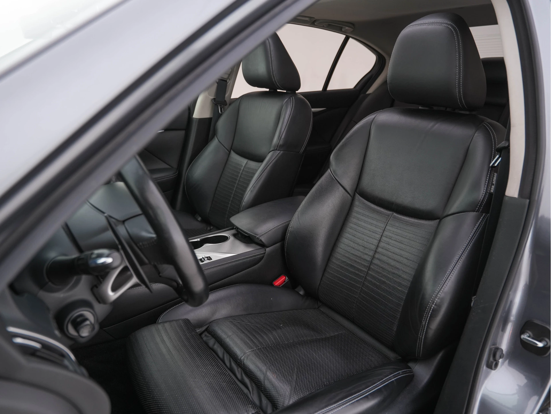 Hoofdafbeelding Infiniti Q