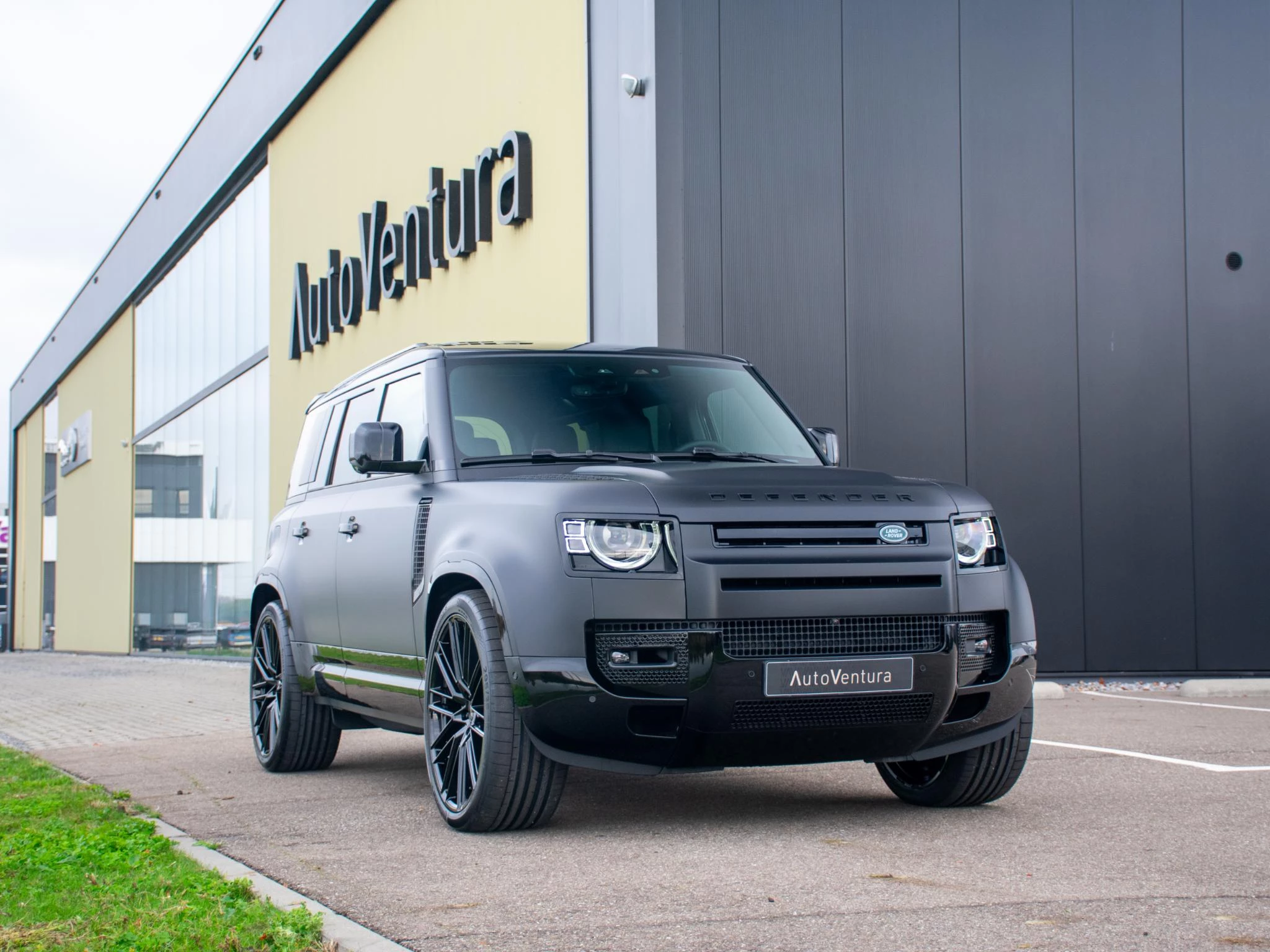 Hoofdafbeelding Land Rover Defender