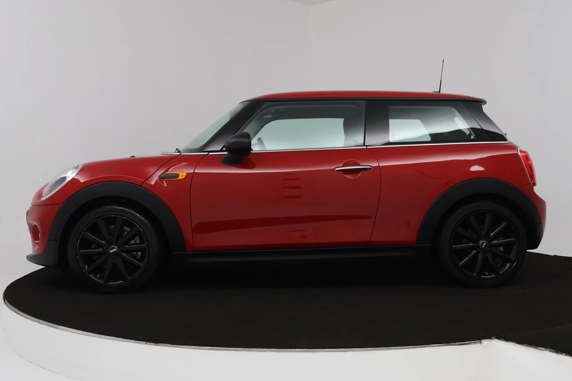 Hoofdafbeelding MINI One