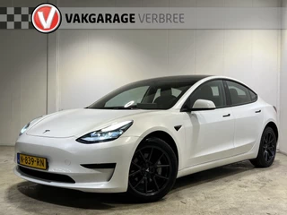 Tesla Model 3 Standard RWD Plus 60 kWh | Navigatiesysteem | LM Velgen 18" | Panoramadak | Voorstoelen Verwarmd | Cruise Control | Airco |