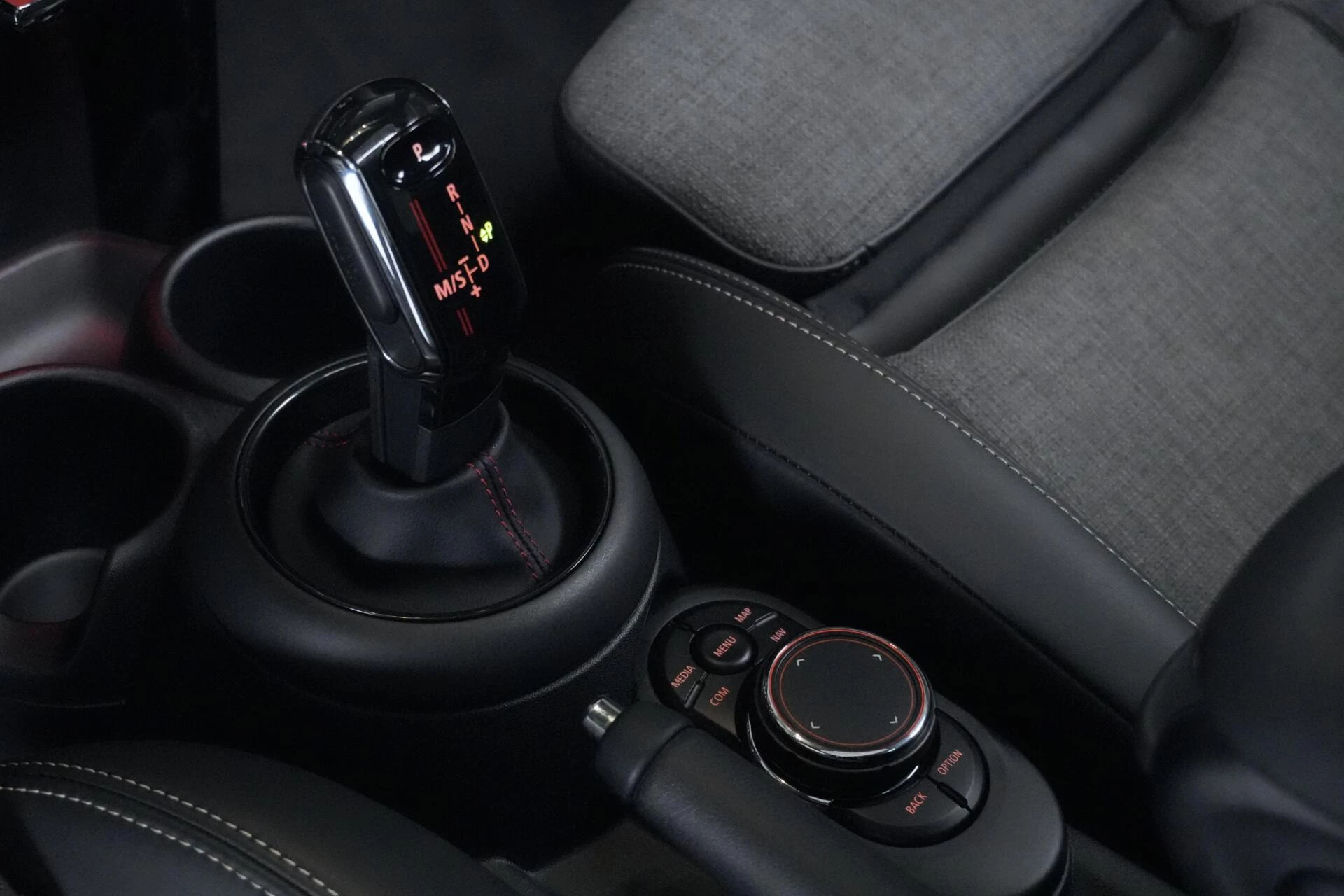 Hoofdafbeelding MINI Cooper S