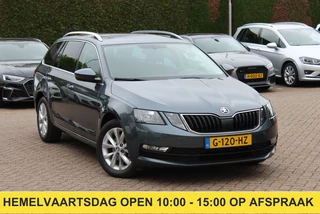 Škoda Octavia Combi 1.0 TSI Greentech Business Edition / Trekhaak / Virtual Cockpit / CarPlay / Parkeerhulp V+A / 16'' / Stoelverwarming / DAB / Cruise Control / Elektr. achterklep