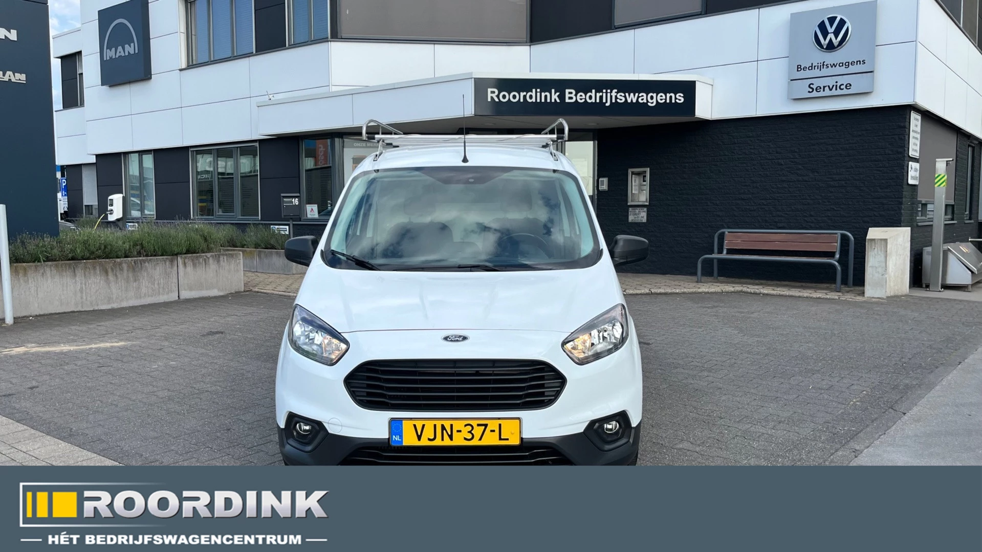 Hoofdafbeelding Ford Transit Courier