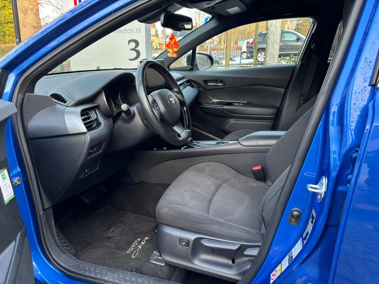 Hoofdafbeelding Toyota C-HR